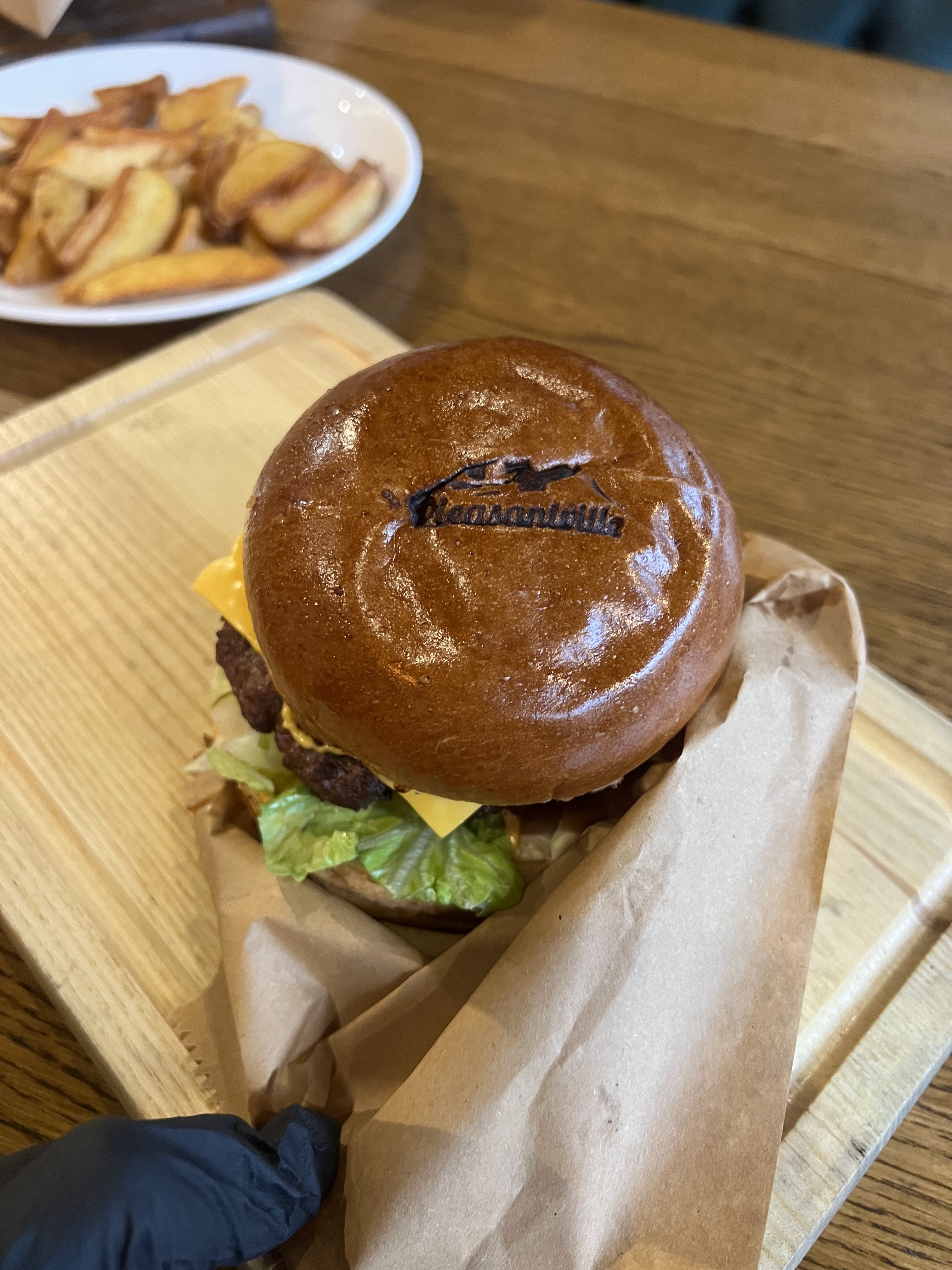 Pleasantville BBQ Pub image 13