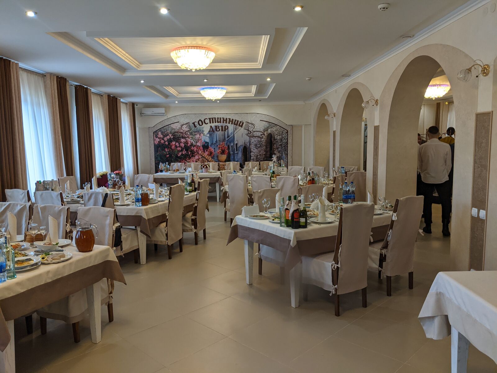 Hostynnyy Dvir image 17