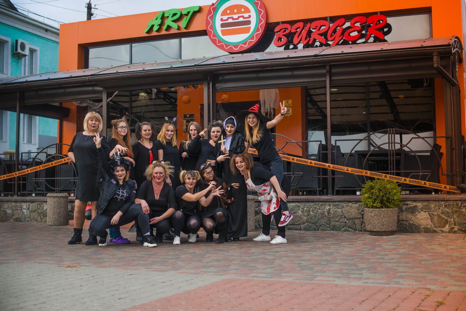 Art Burger image 18