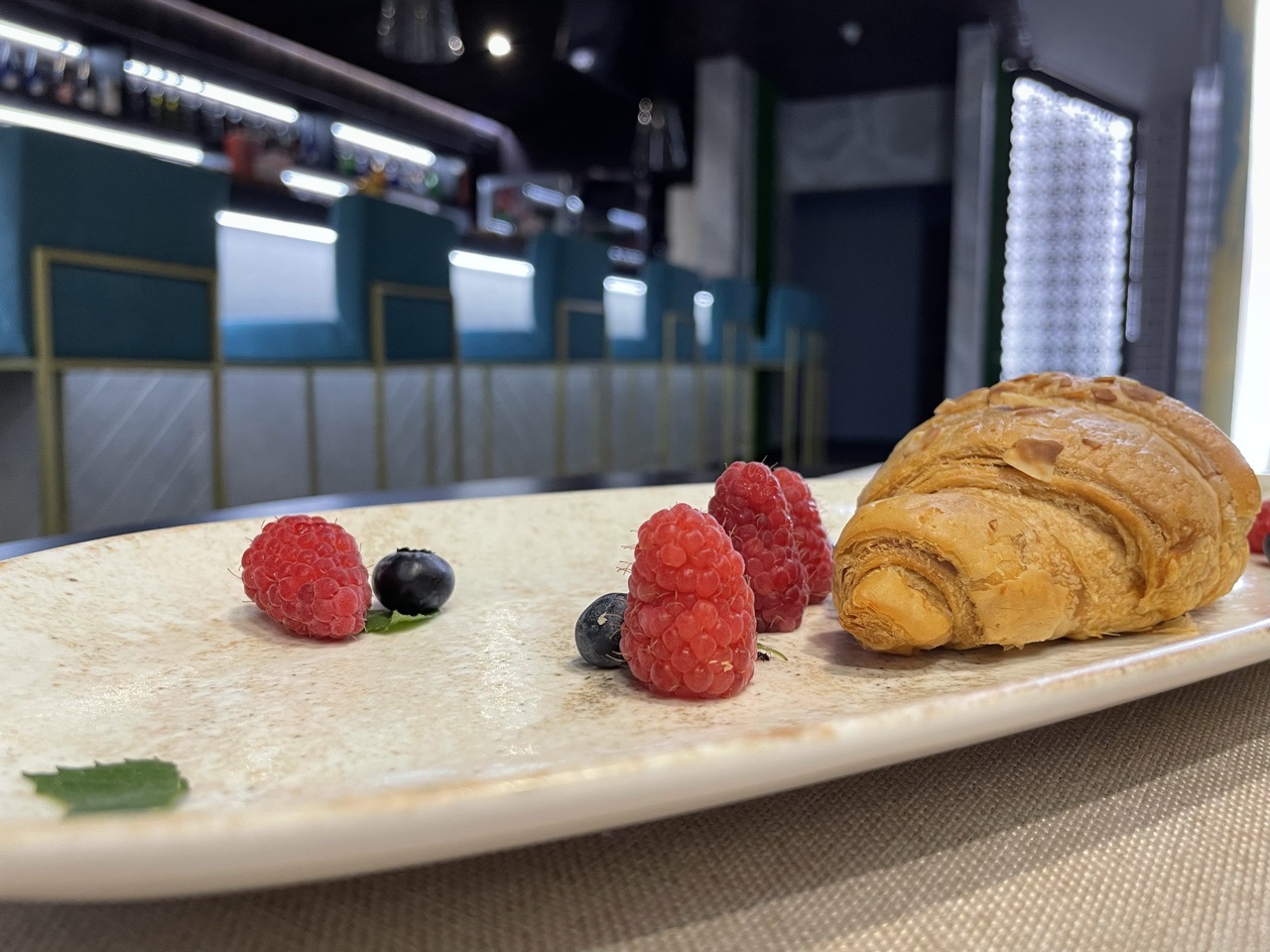 ART Crystal (Арт Крістал) image 17