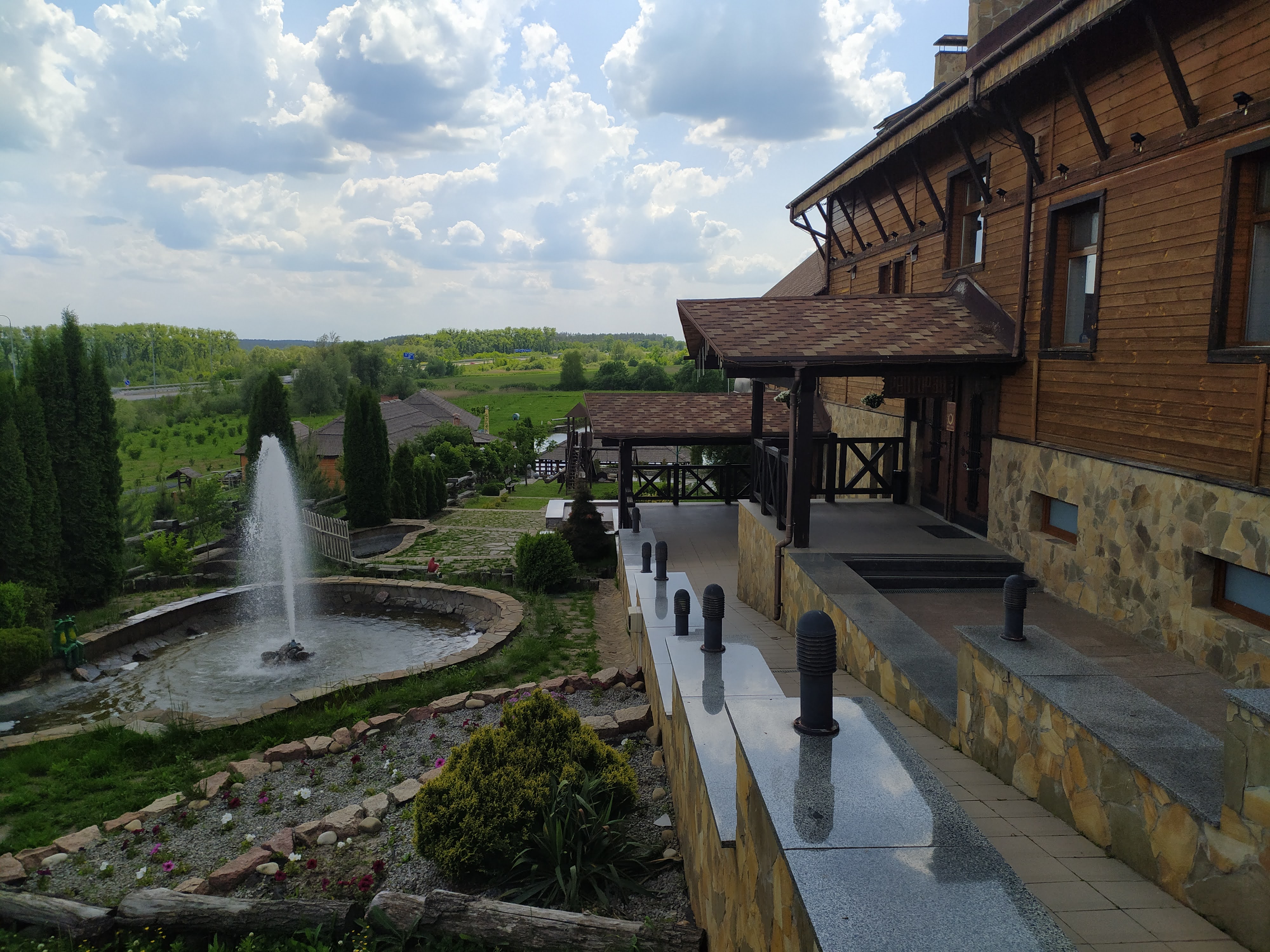 Restoran "Voyazh" image 17