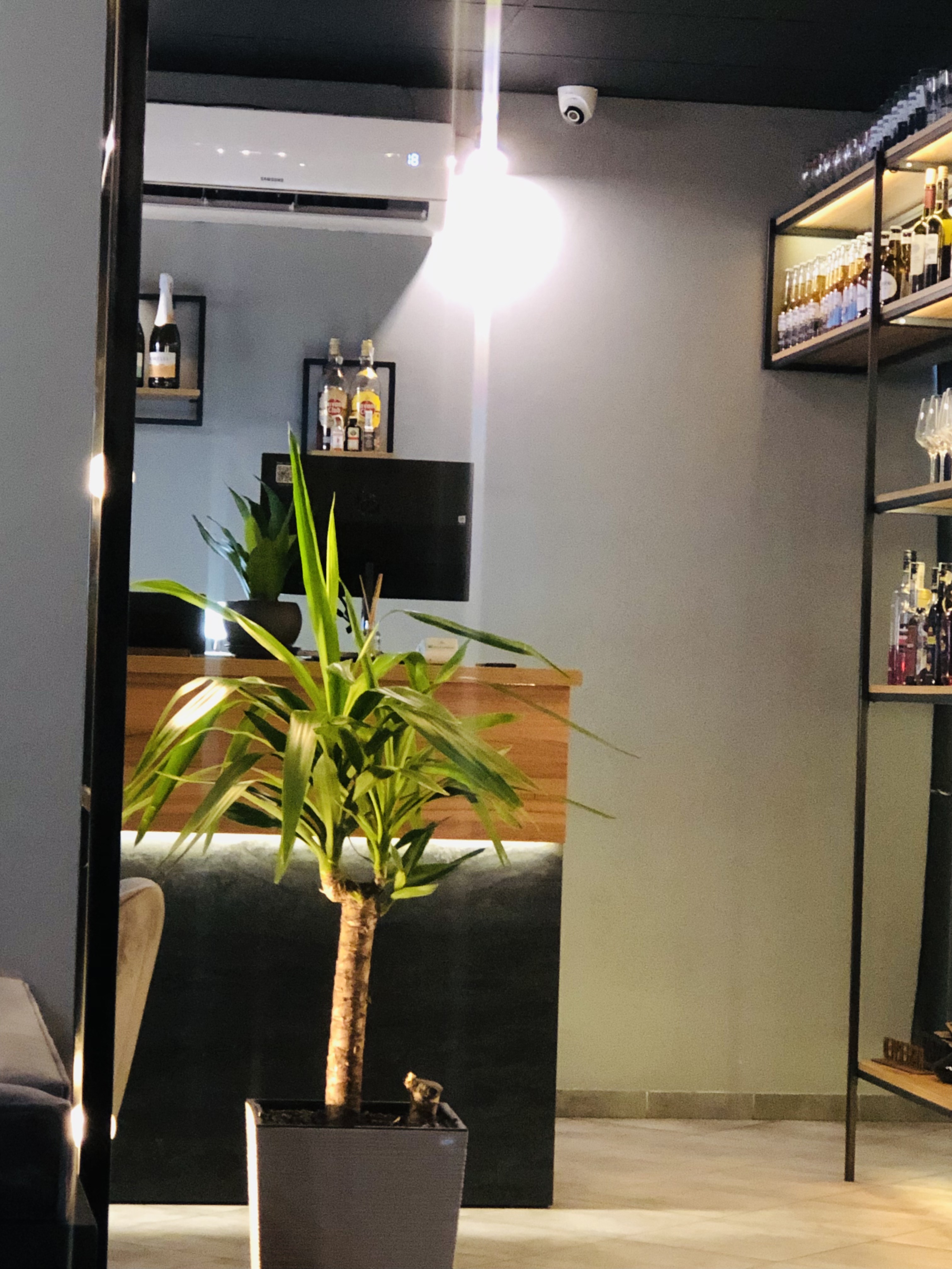 Lounge bar VIBE image 15