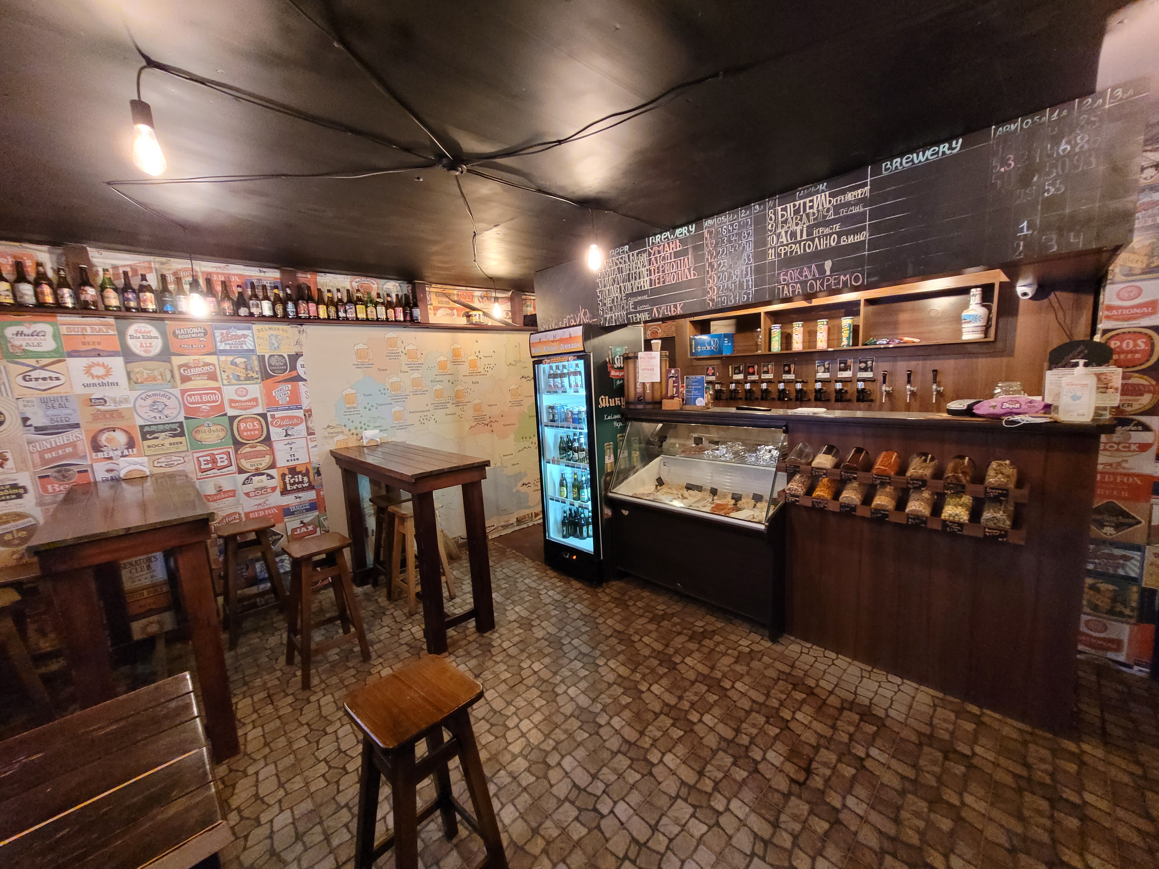 Mahazyn Zhyvoho Pyva "Pyvzapravka" image 6