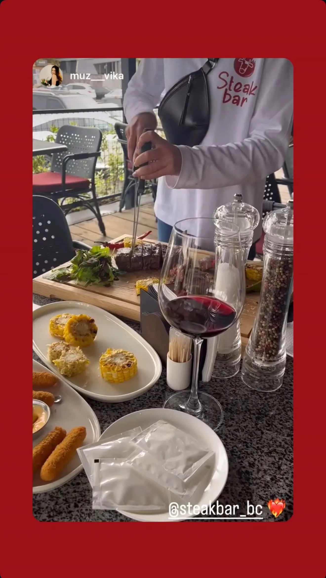 Steak bar image 11