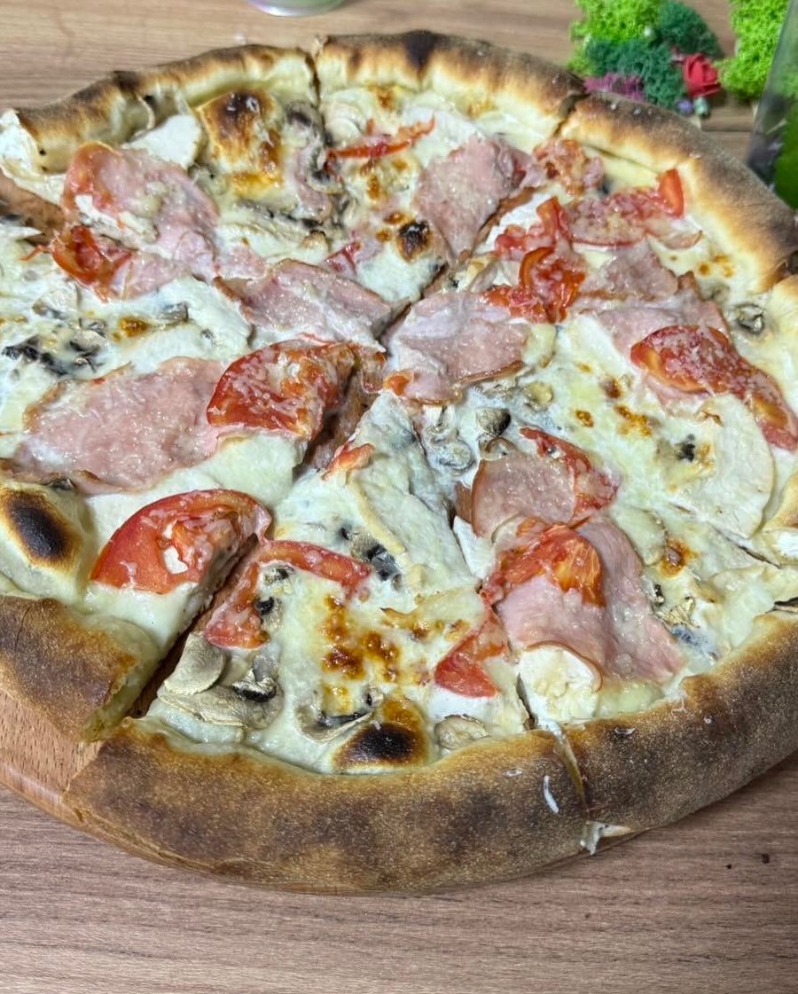 Greenwood cafe&pizzeria image 14