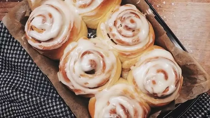 КофіЯ кавʼярня в лісі image 12