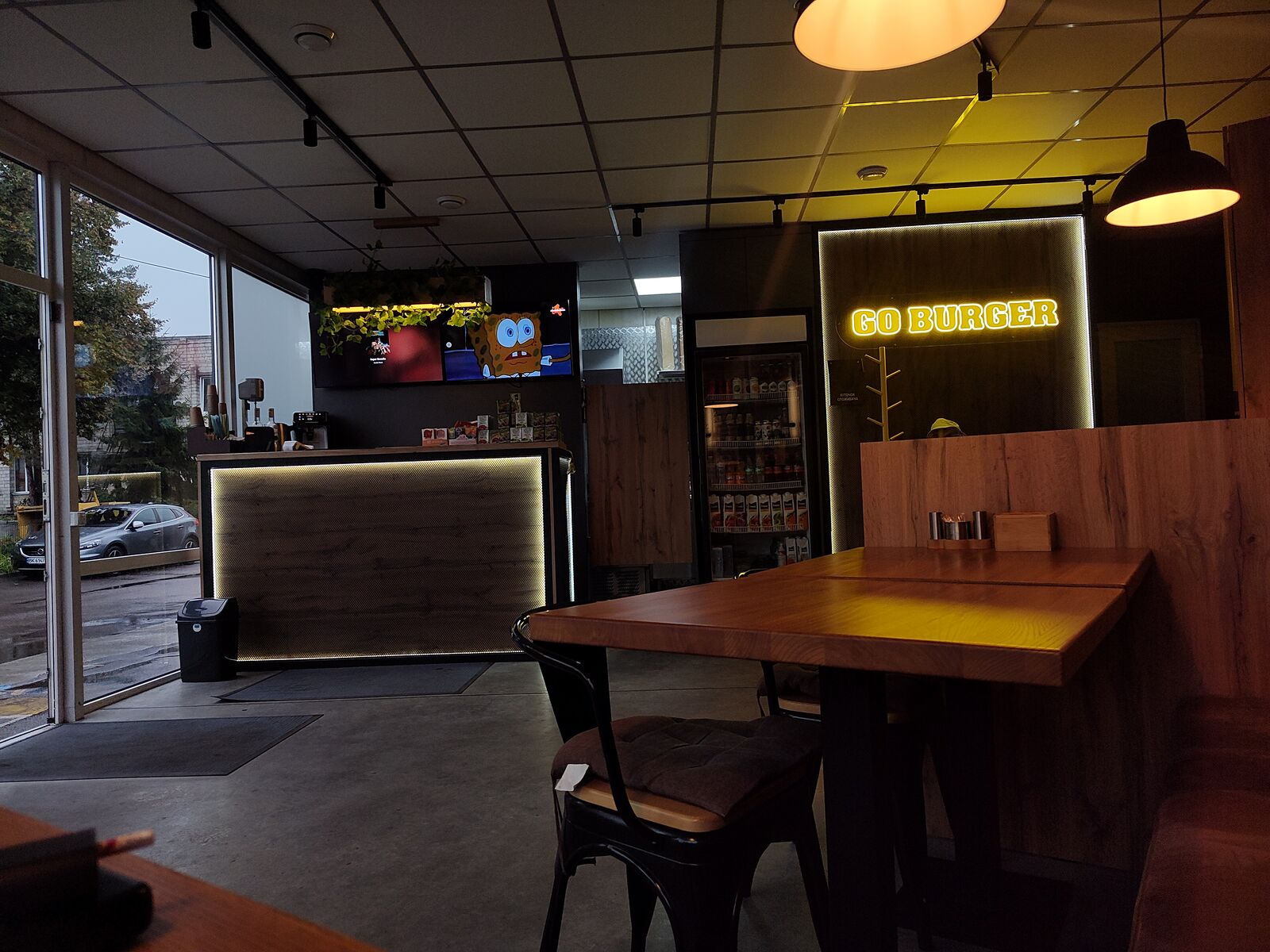 GO BURGER image 11