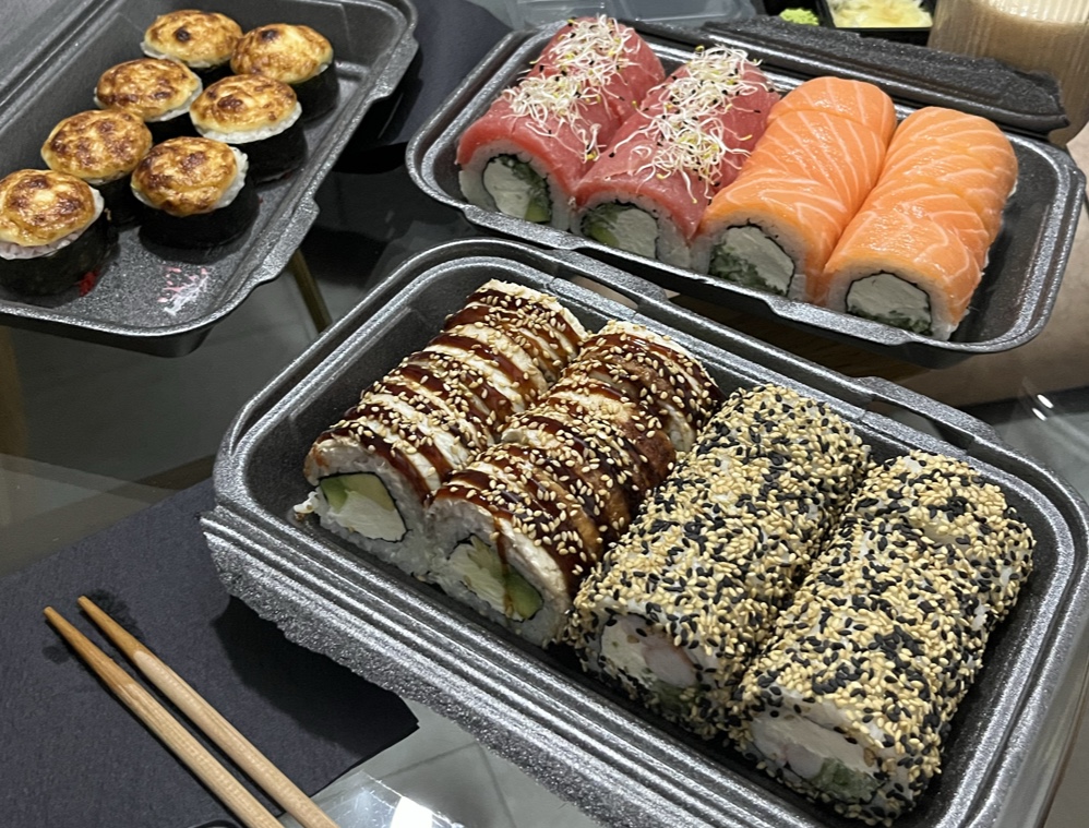 Eclipse Sushi image 14