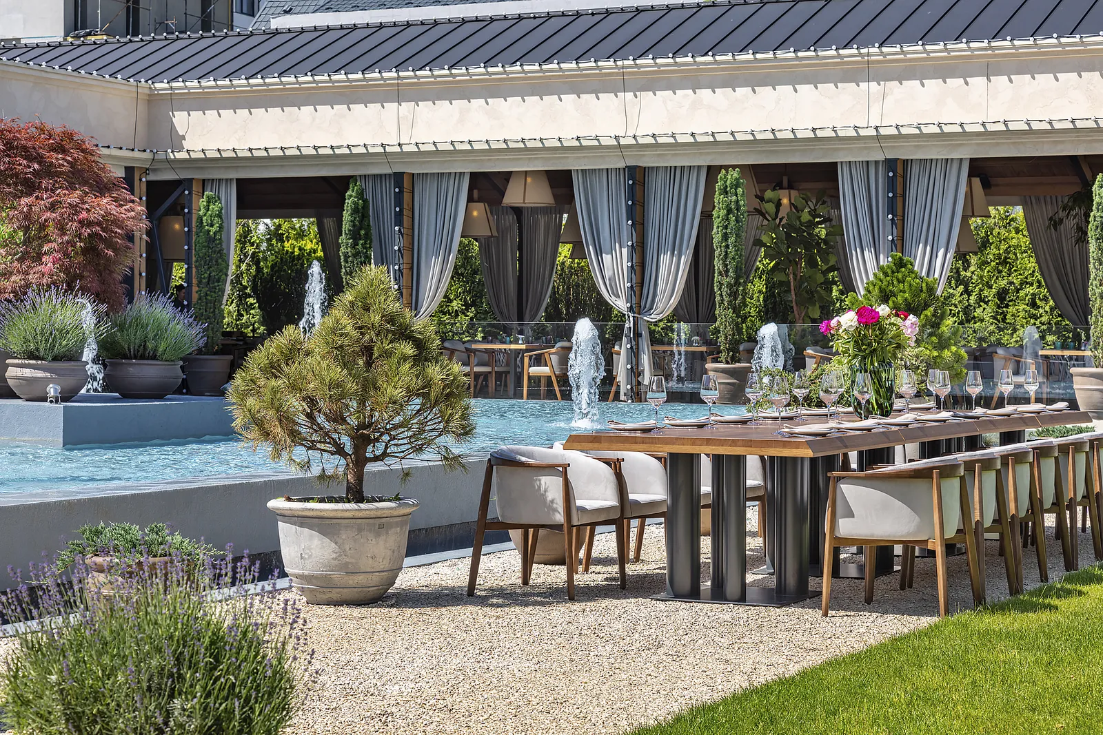 AlFresco image 16