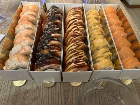 Ommi Sushi image 3