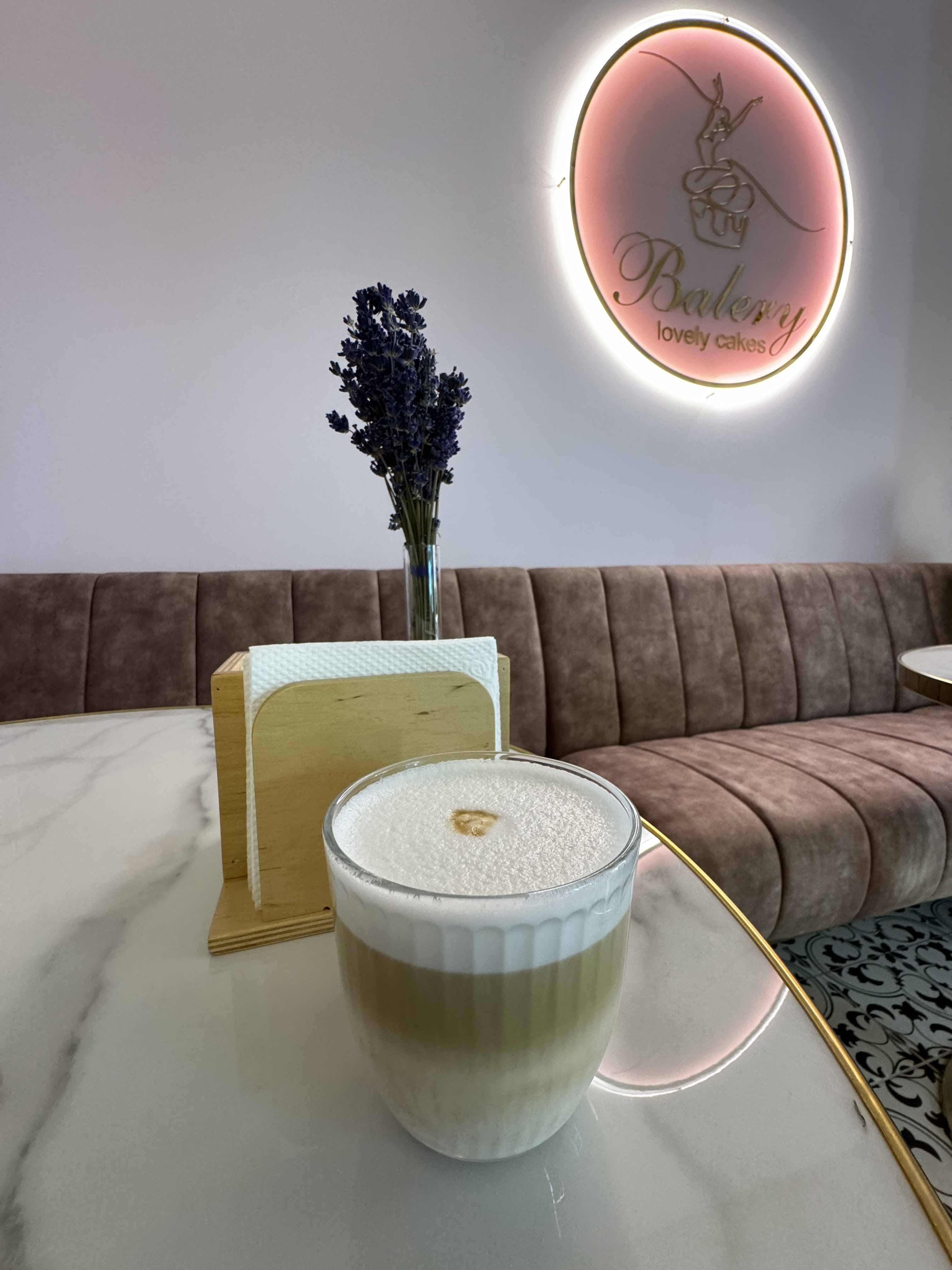 Balery lovely cakes кафе кондитерська 🎂 image 8