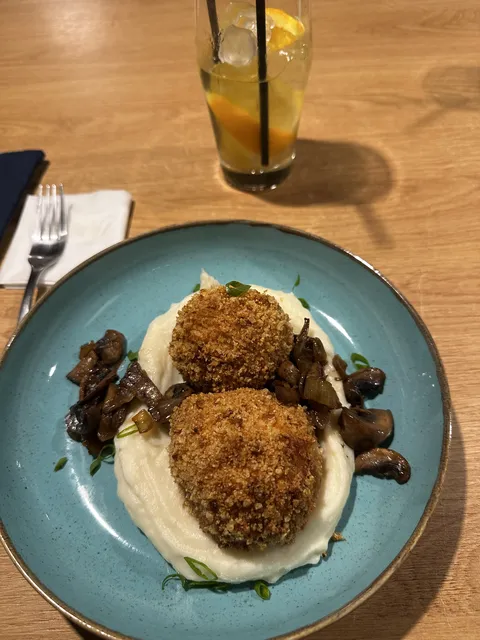 Foodie Cafe image 5