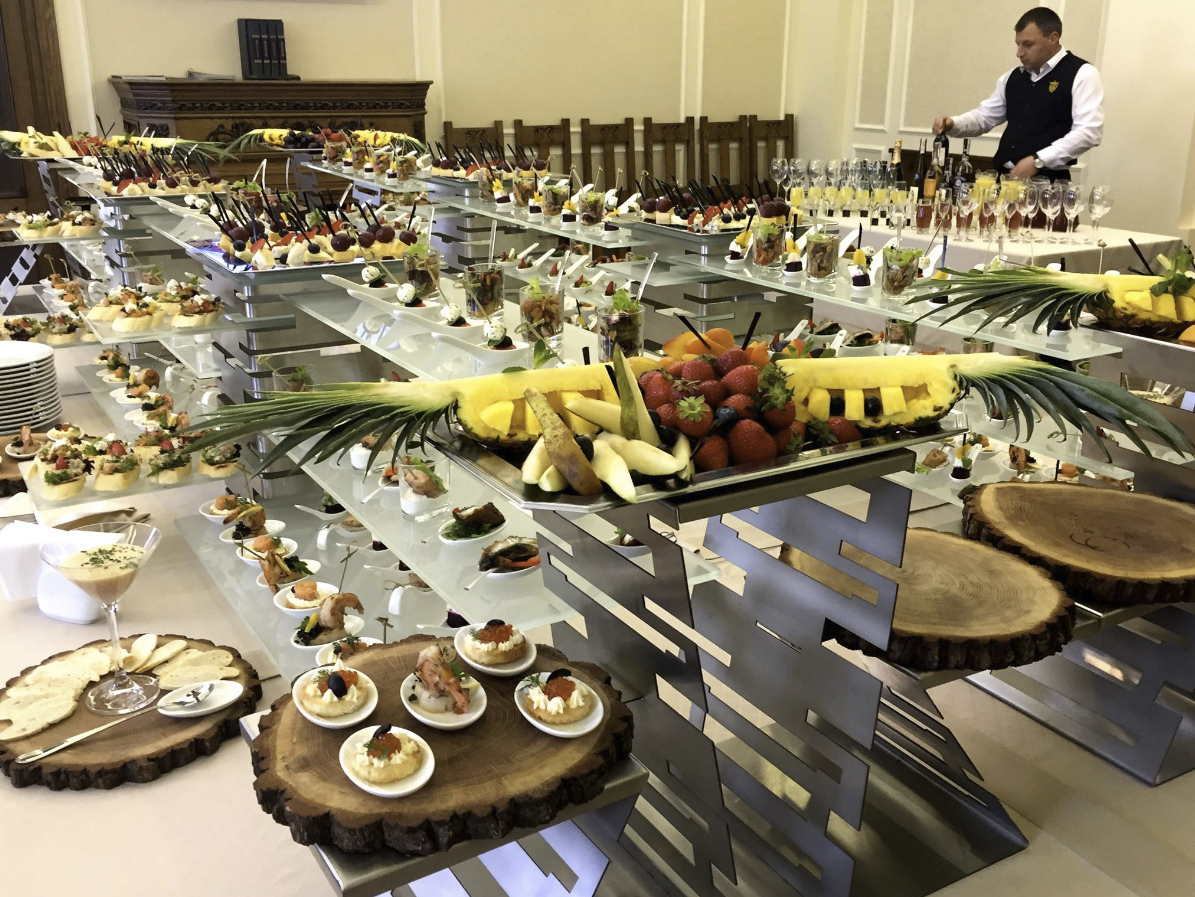 Equides Restaurant image 12