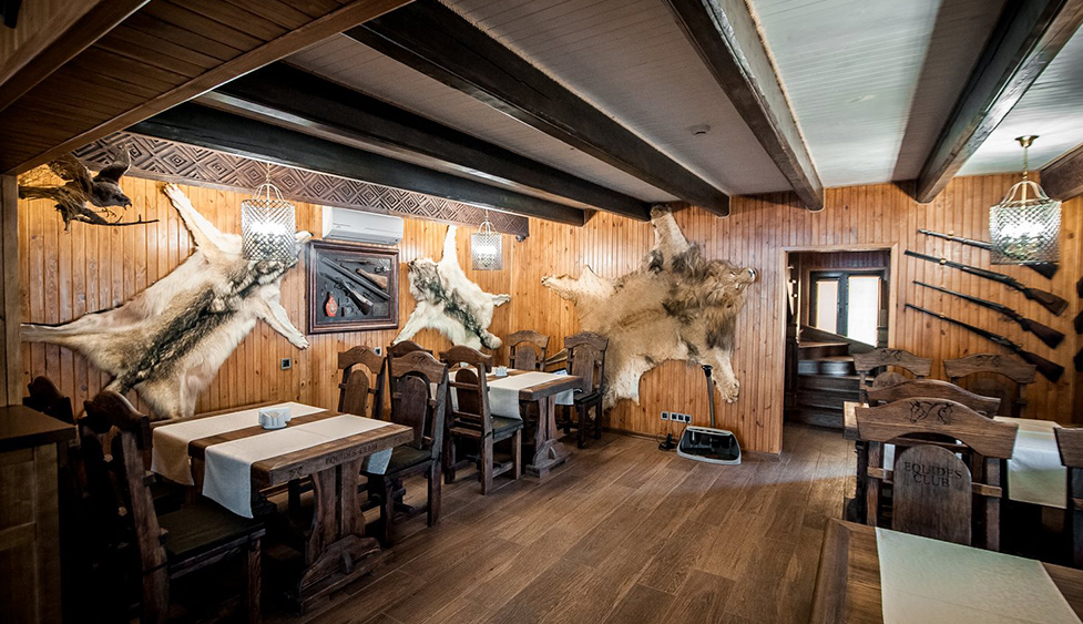 Equides Restaurant image 19