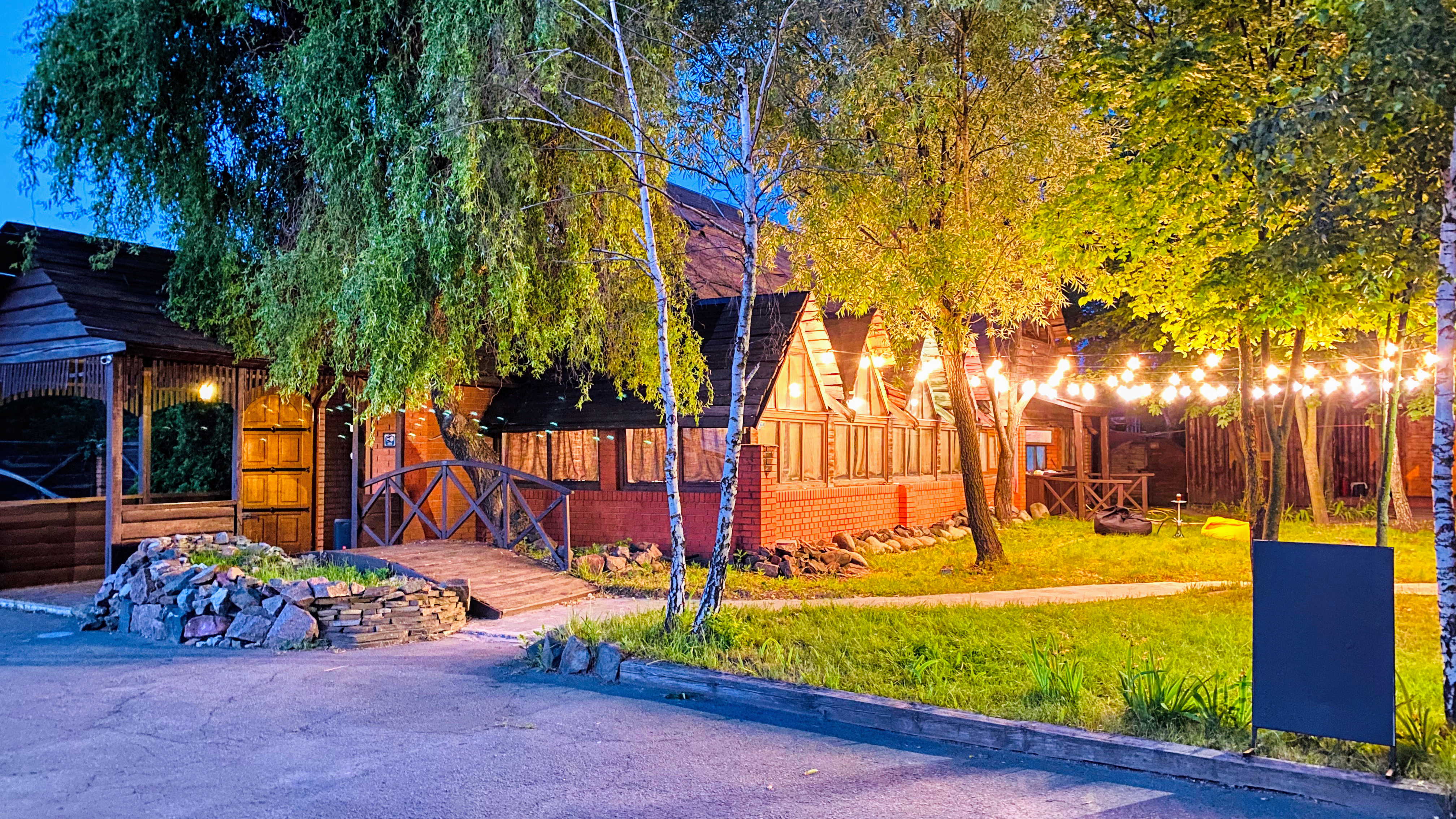 SIMON’S Restaurant Kyiv image 13