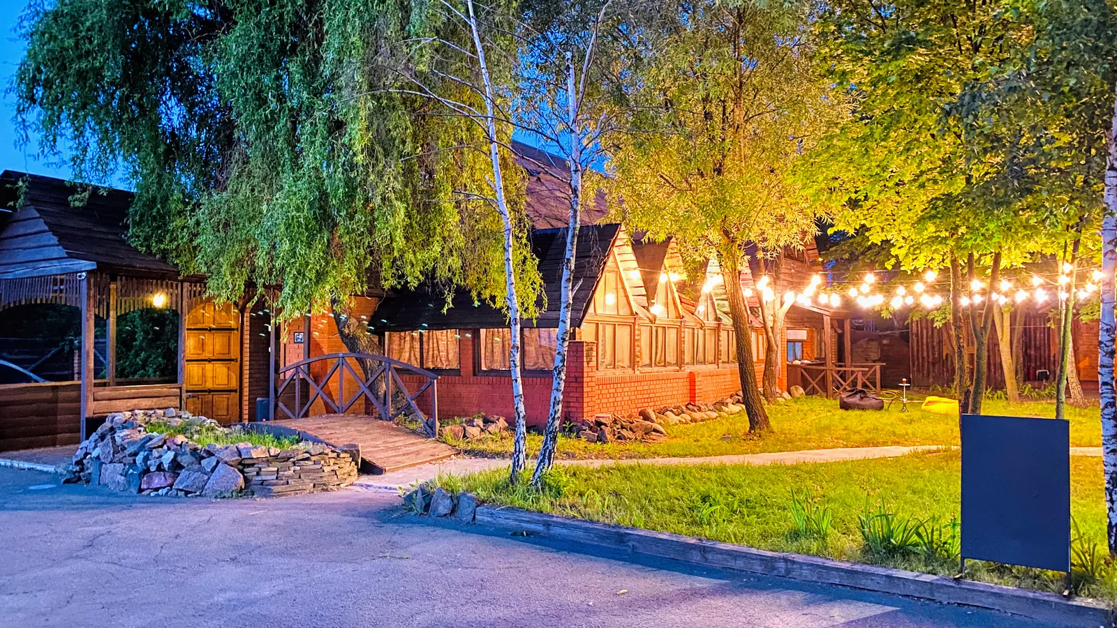 SIMON’S Restaurant Kyiv image 13