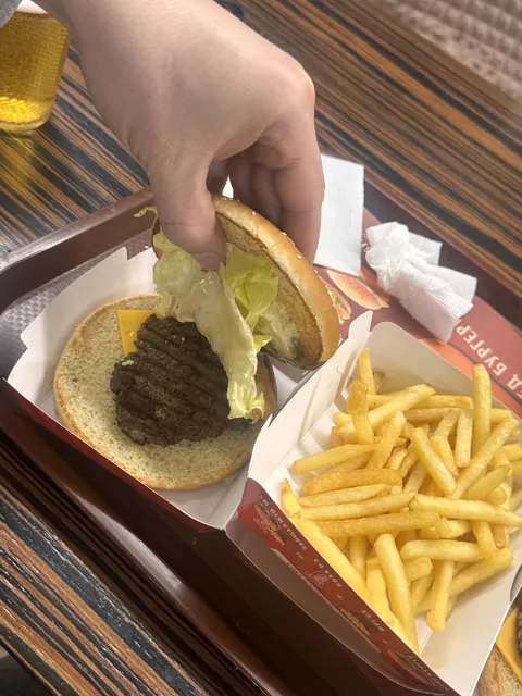 BurgerMax image 4