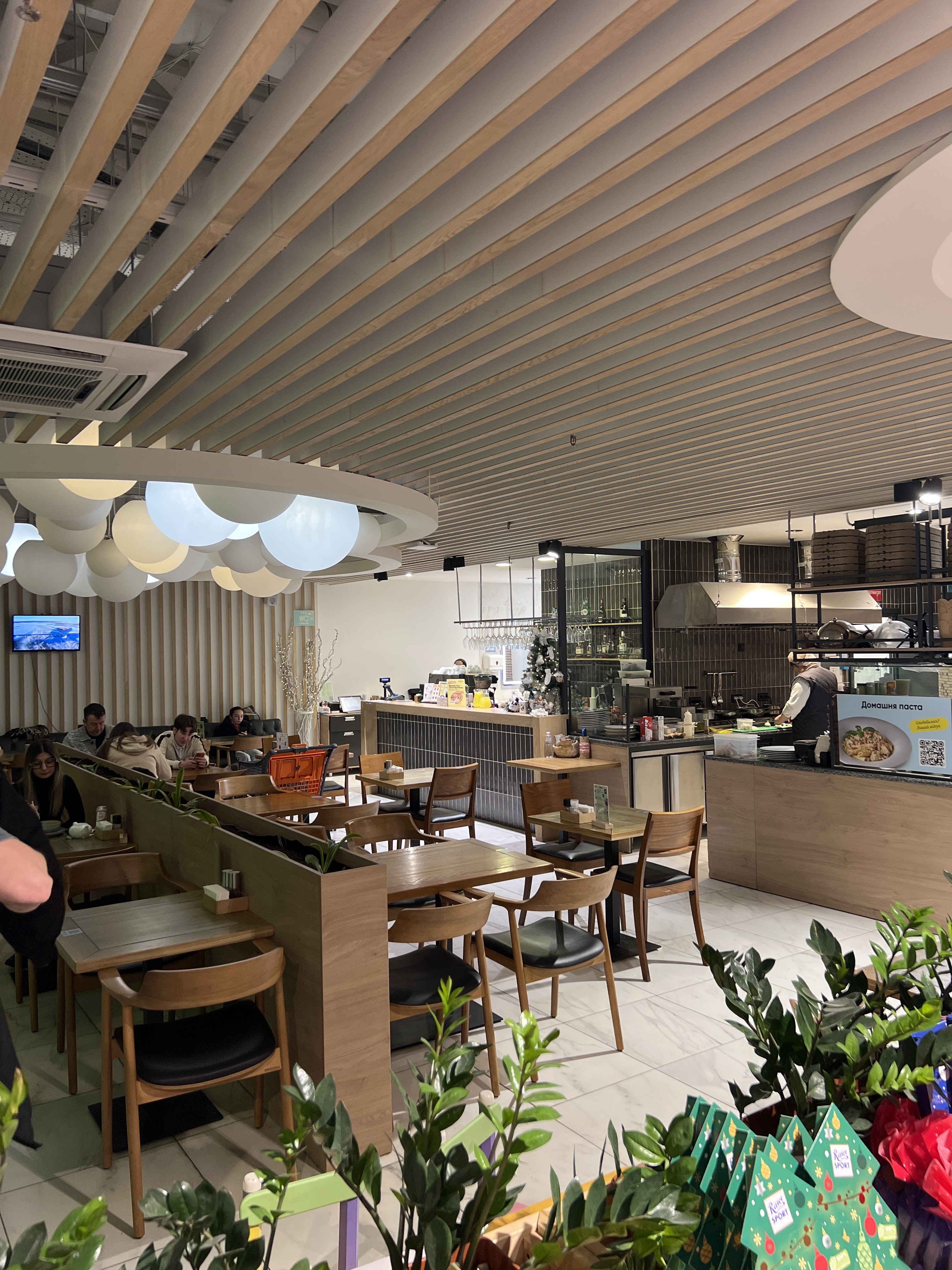 Фудхол "Сільпо Resto" image 13