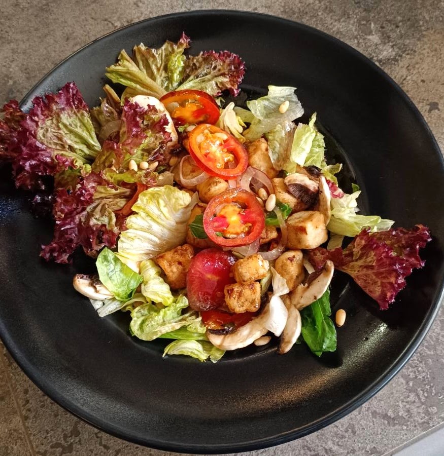 Mahazyn-Kafe V Bilohorodtsi image 12