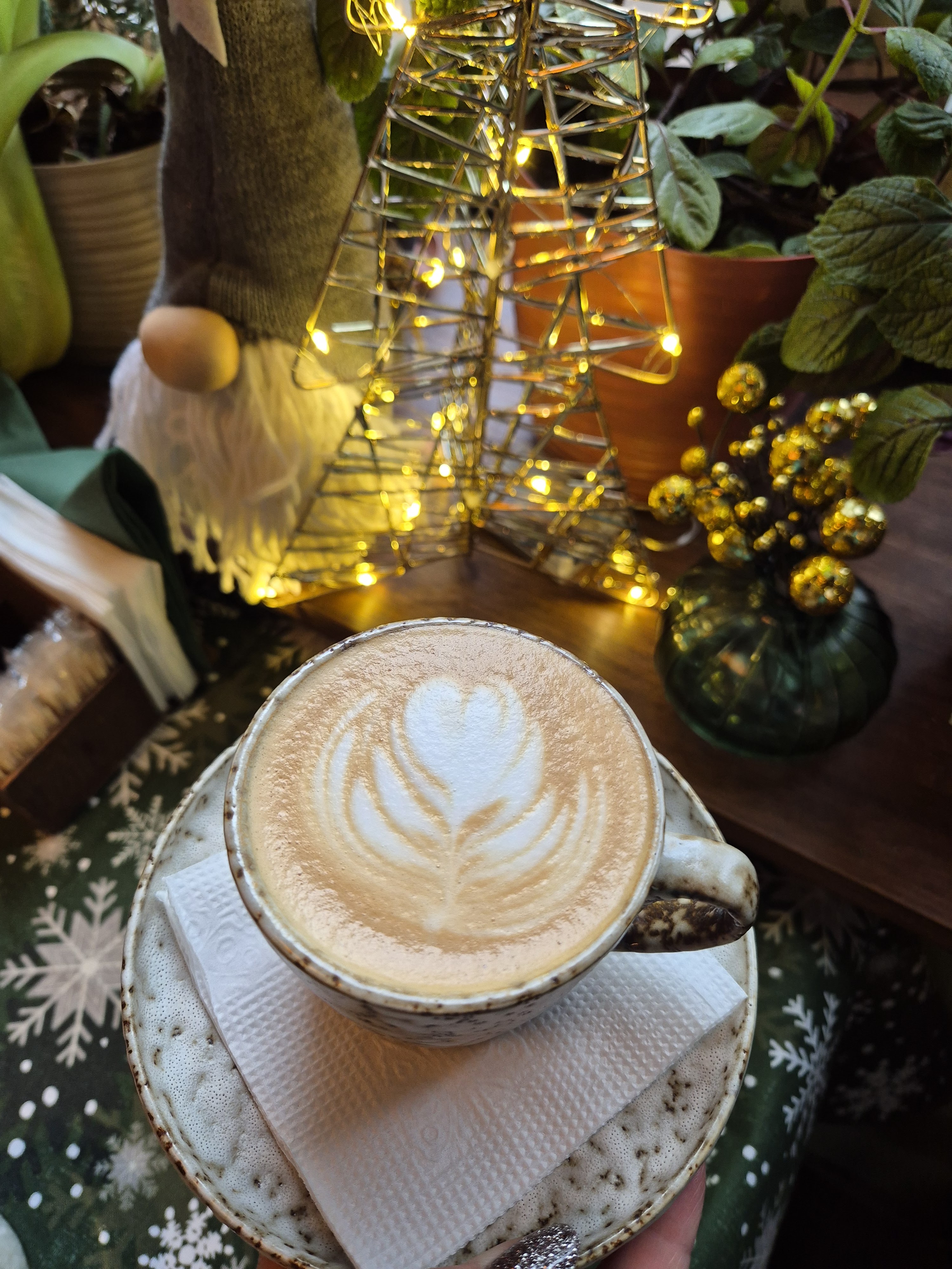 Restro-Kafe Khvoya image 15