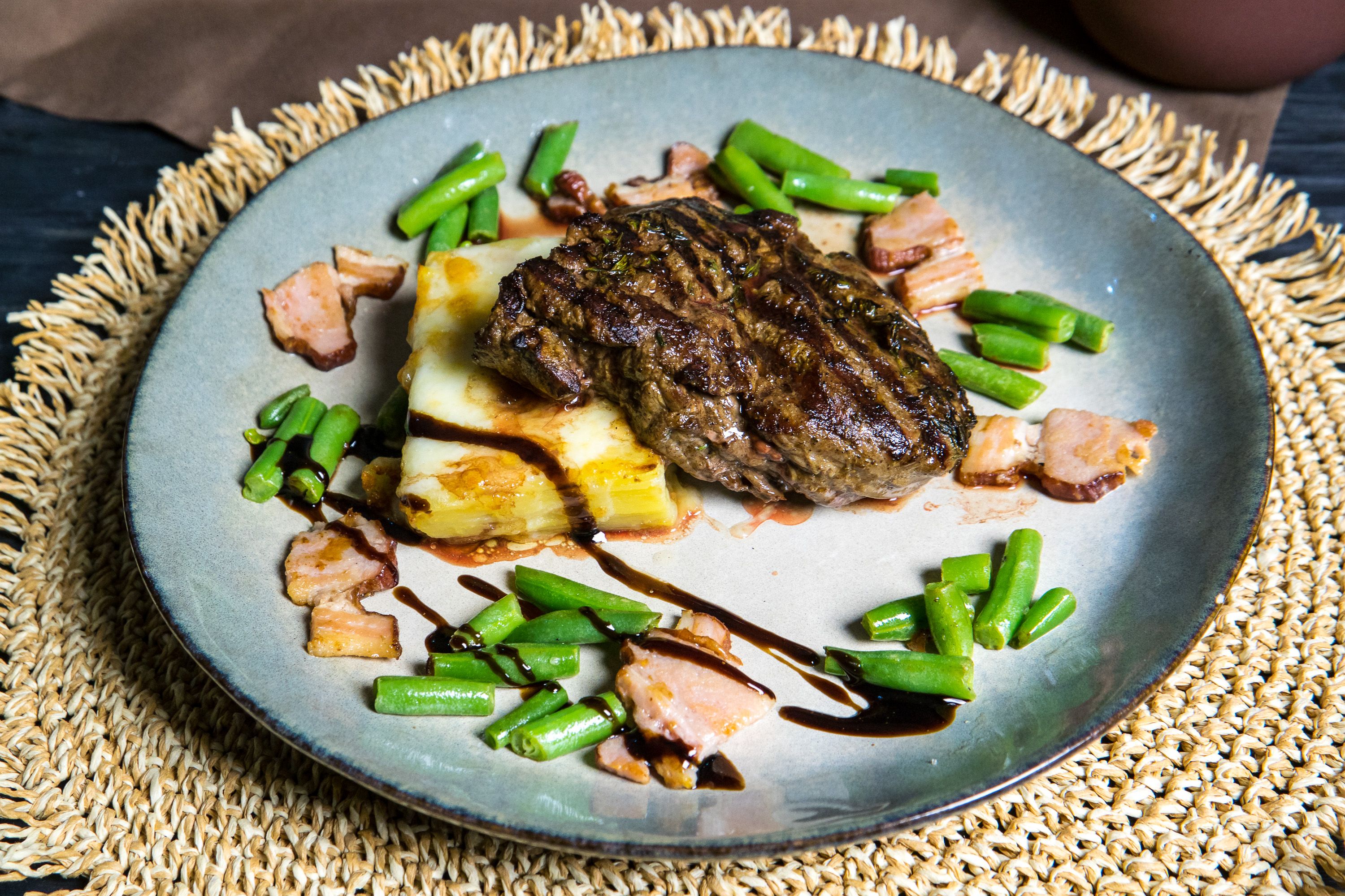 Steak House "Vyhuhol" image 13