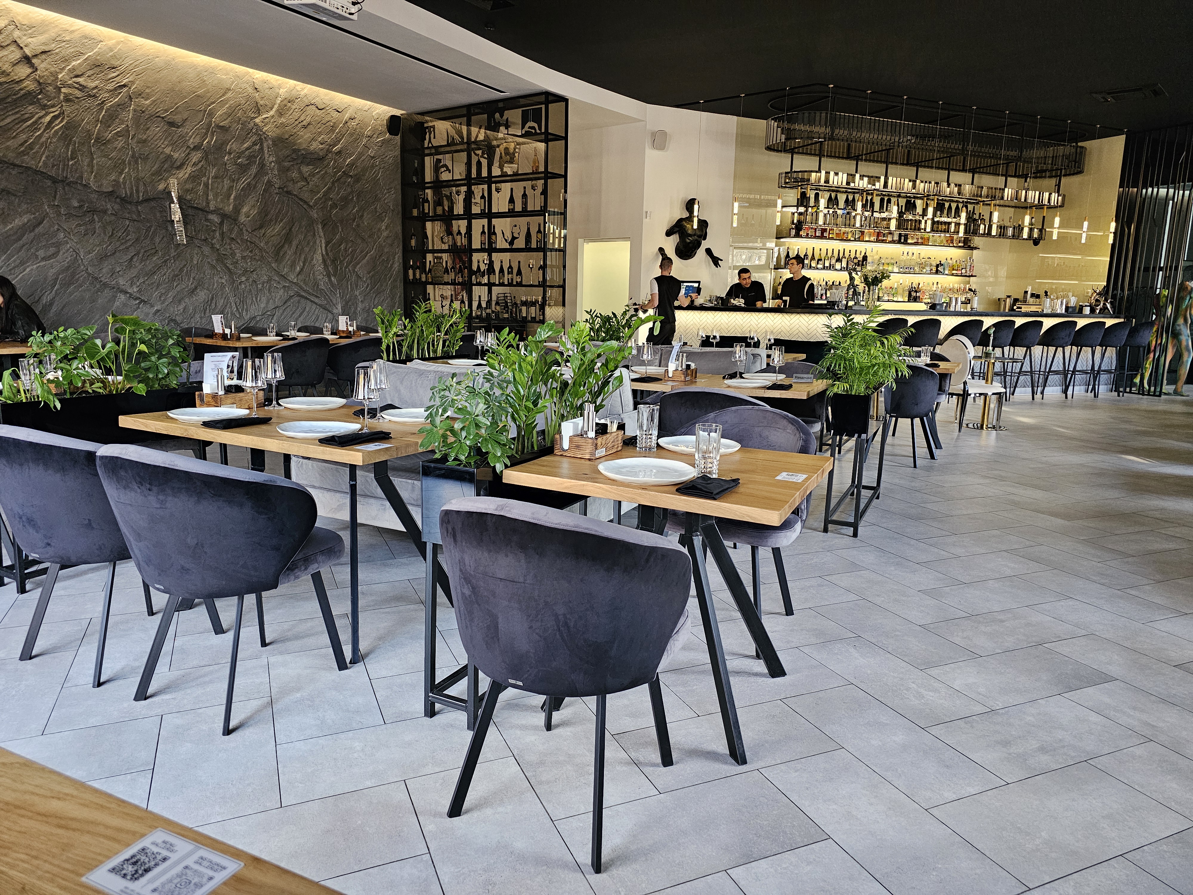 Art Gallery/Restaurant GALLERIST image 15