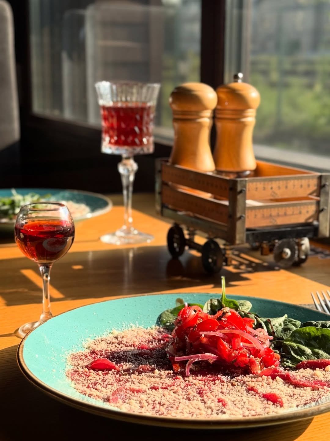 Vahon Restoran image 2