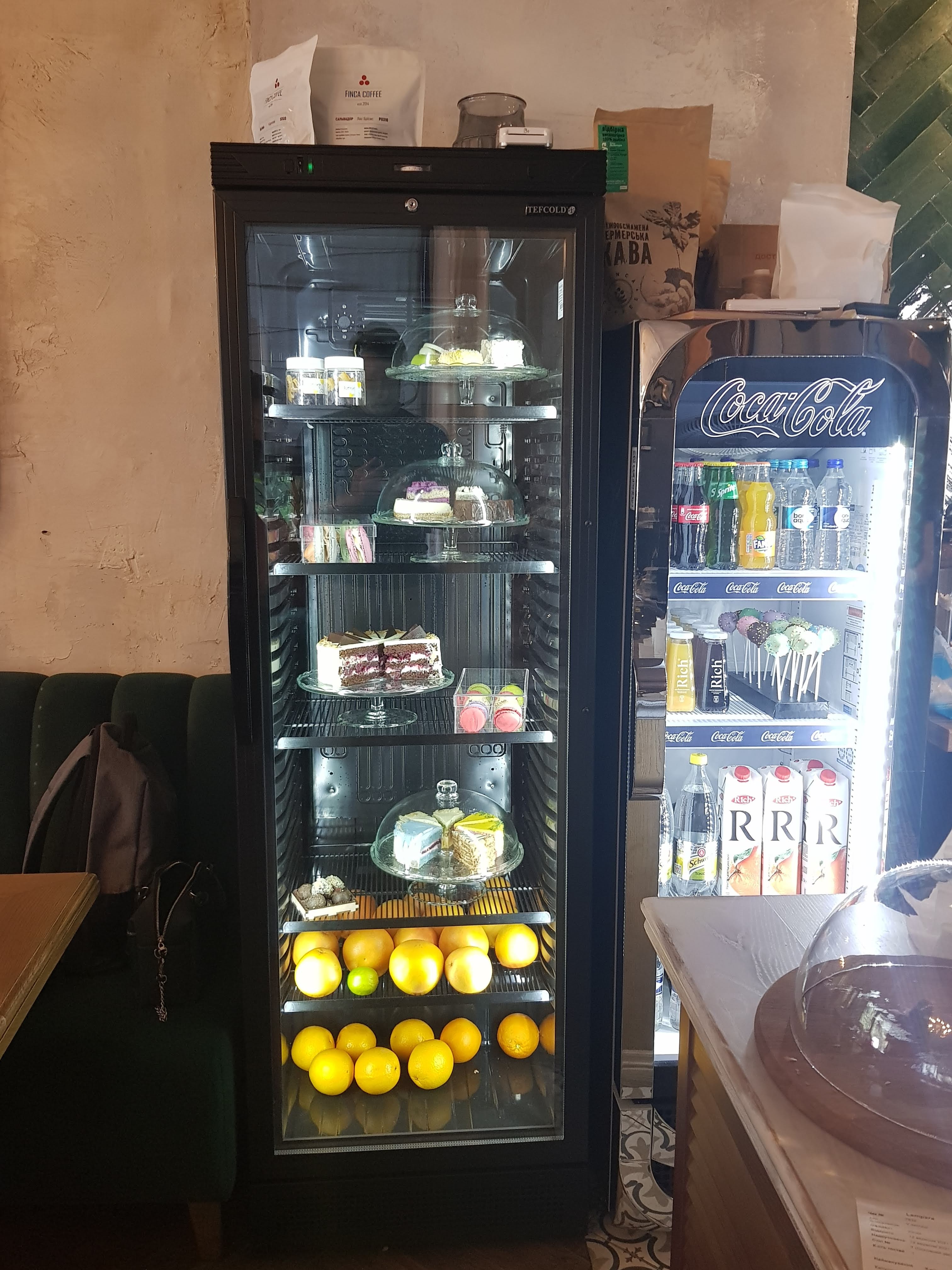 Lampara, Family & Friends cafe image 15