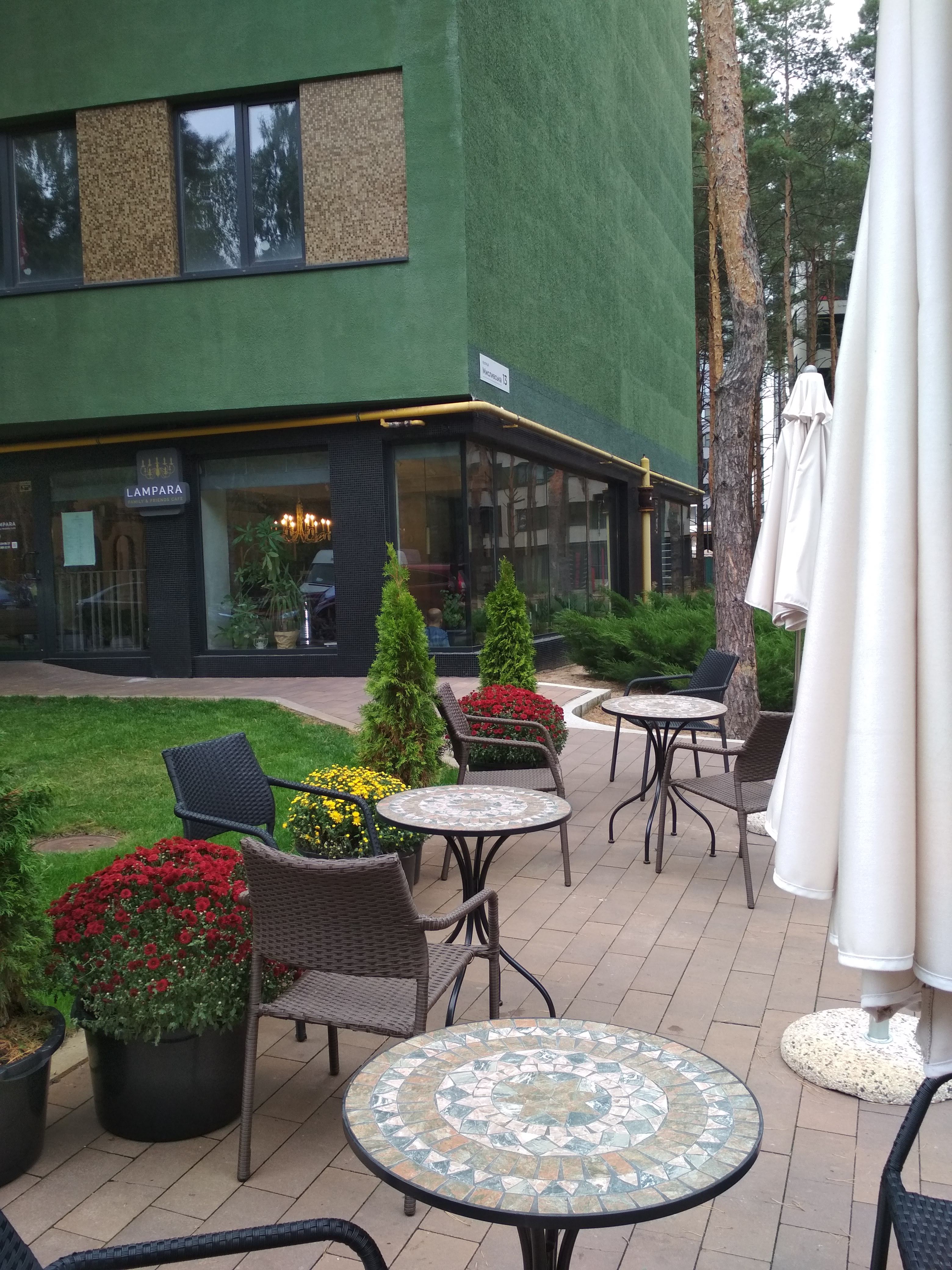 Lampara, Family & Friends cafe image 20