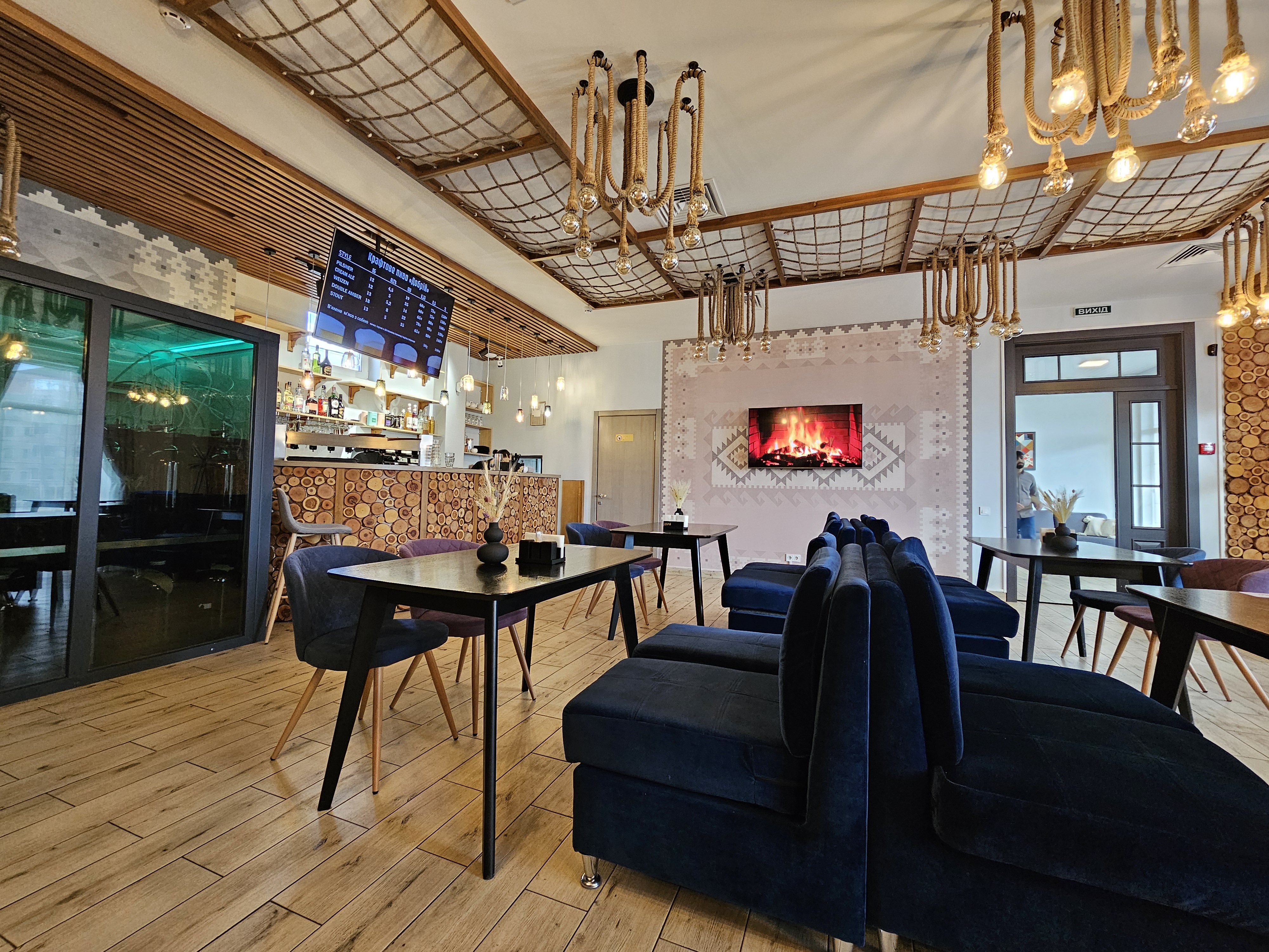 Dobriy Restoran - Hotelʹ - Brovarnya image 15