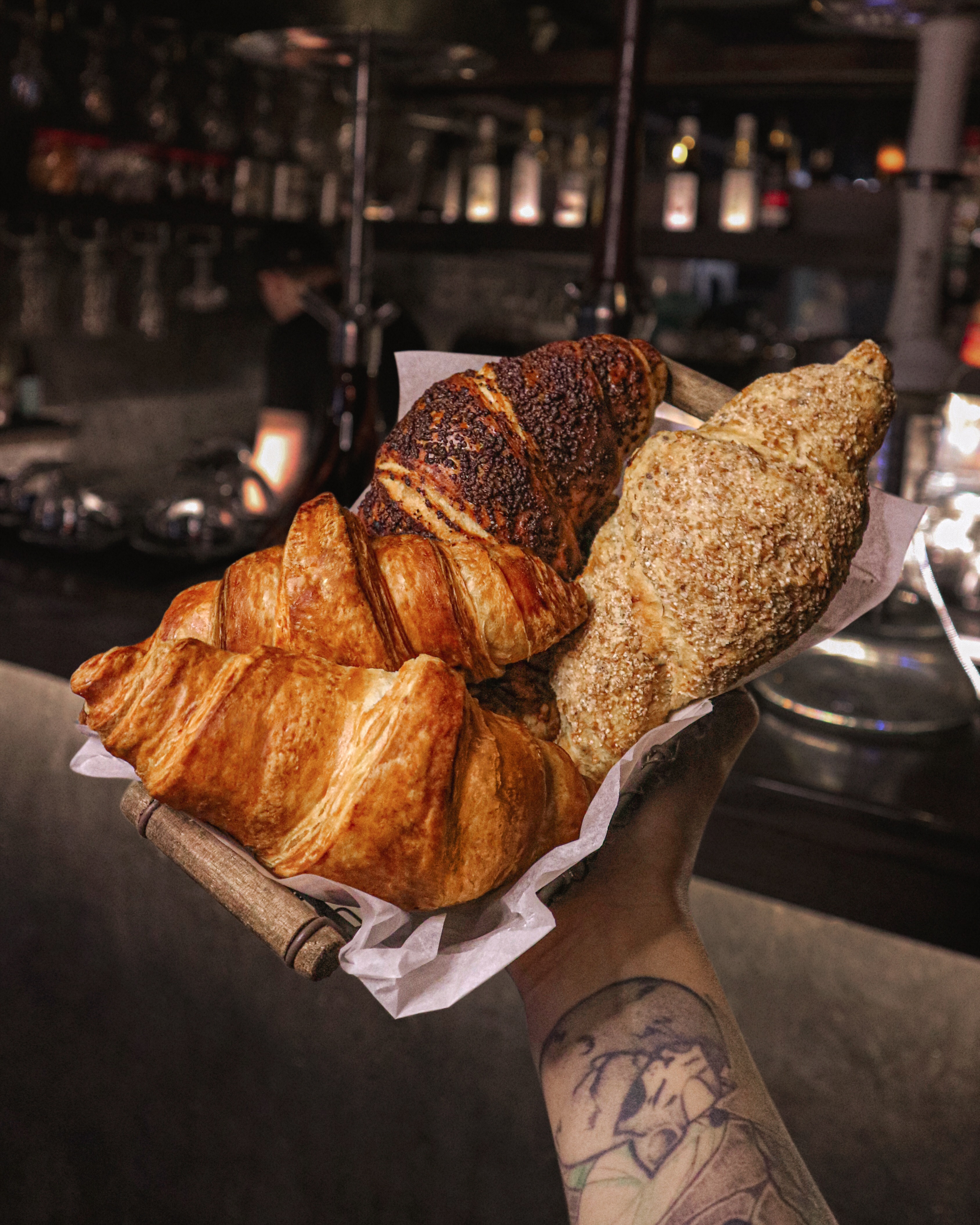 Потяг Hookah Bar image 2