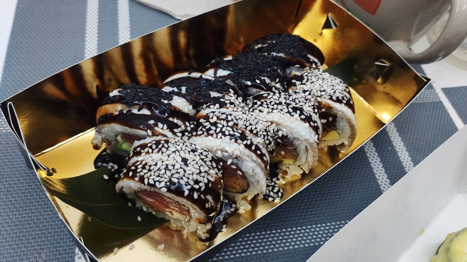 Ресторан «Fast&Yummy Sushi» image 16