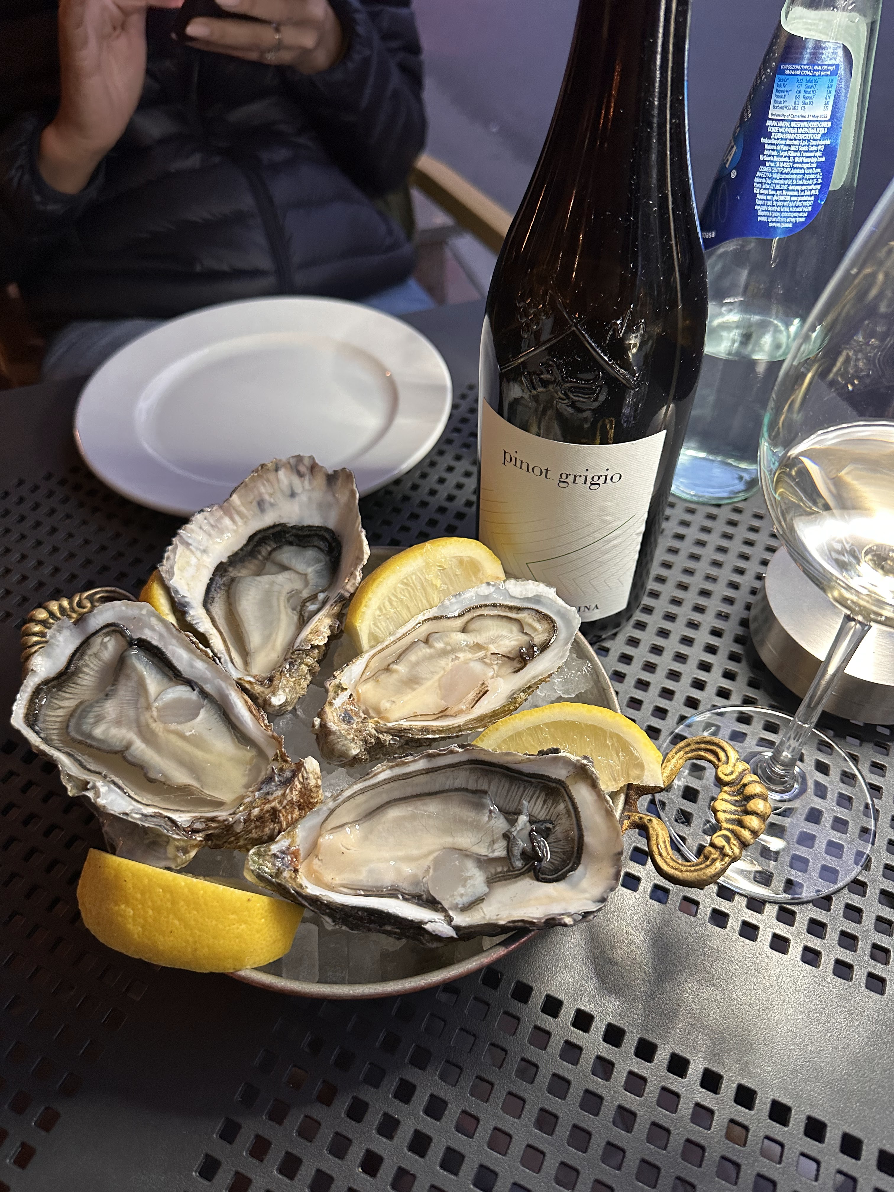 Oysters Wine Bar image 13