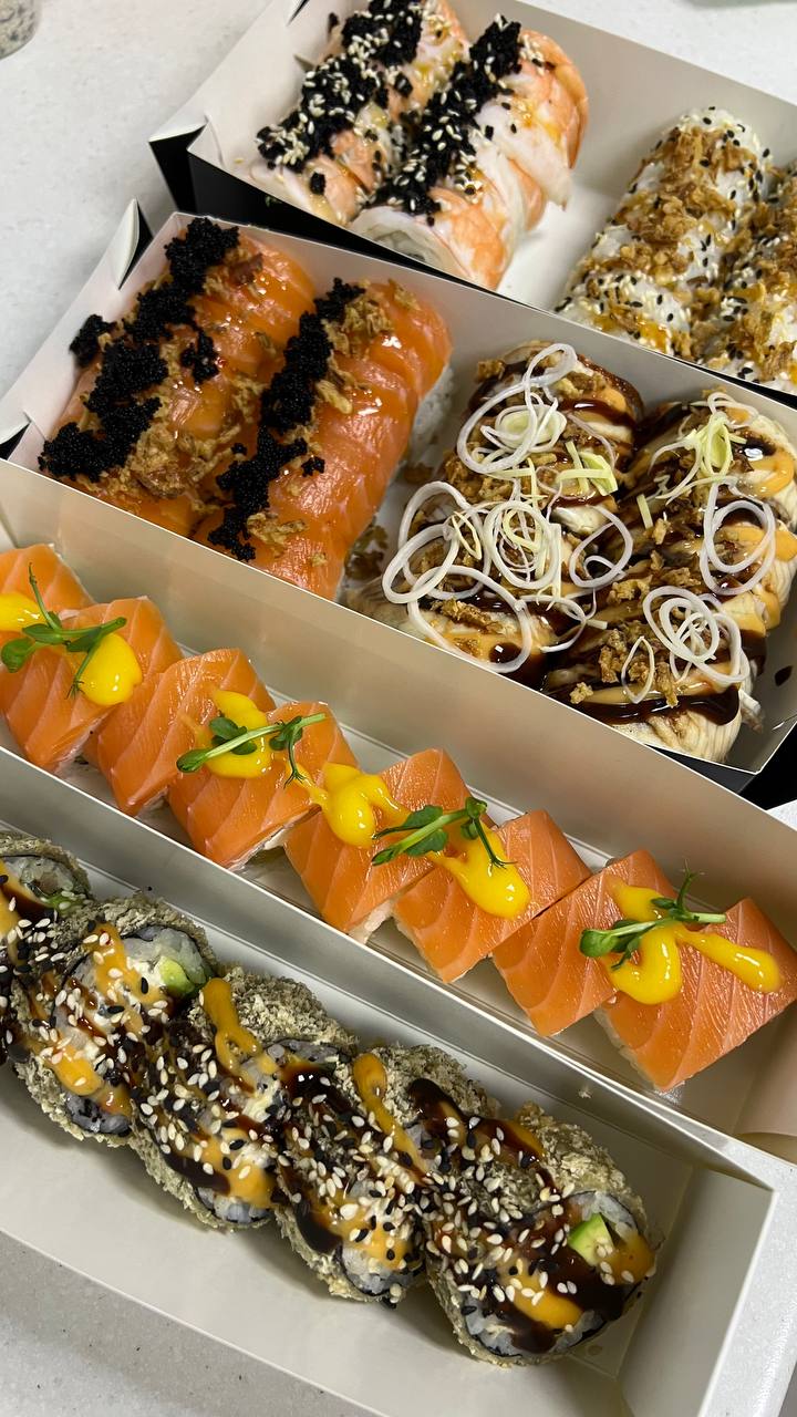 SPARTA SUSHI image 2