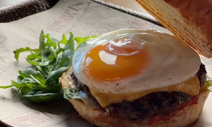 Violin Gastro Pub image 17