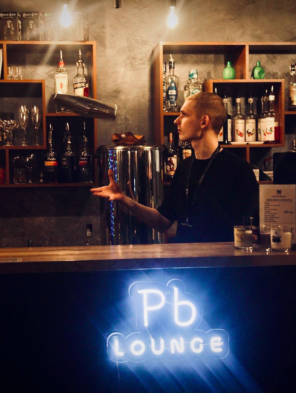 Pb-Lounge Bar image 5