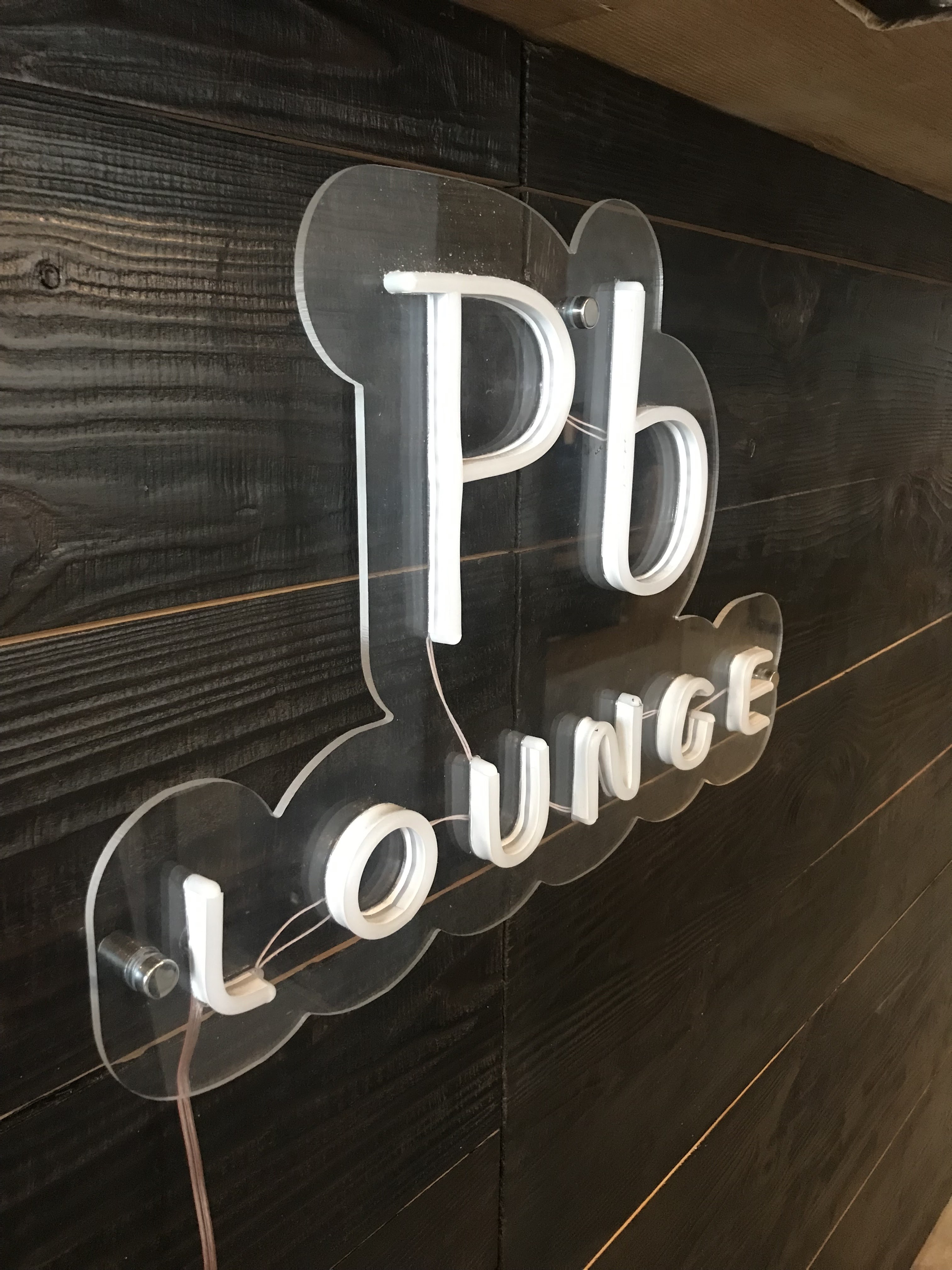 Pb-Lounge Bar image 7