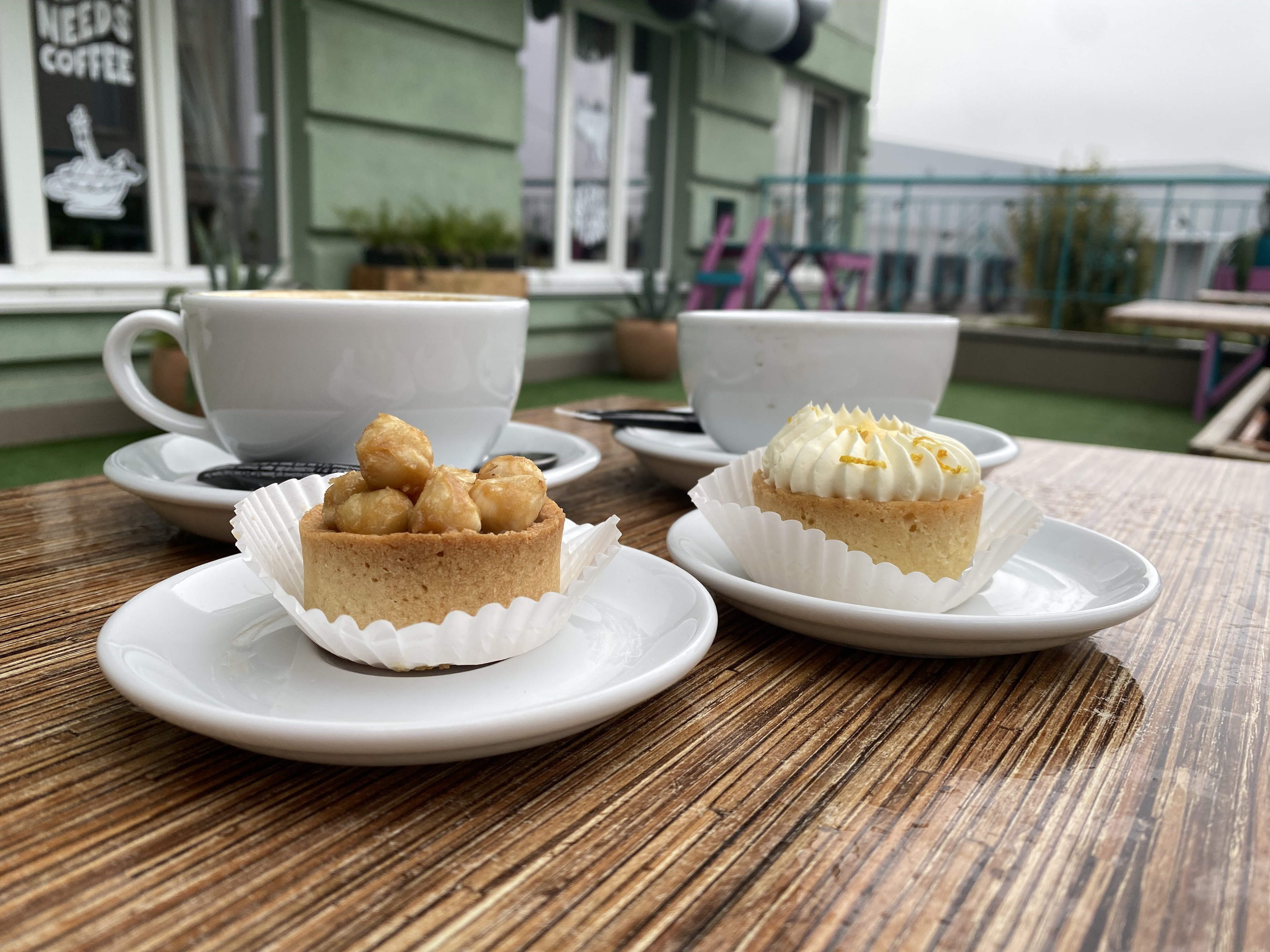 Family cafe Day & Night image 19