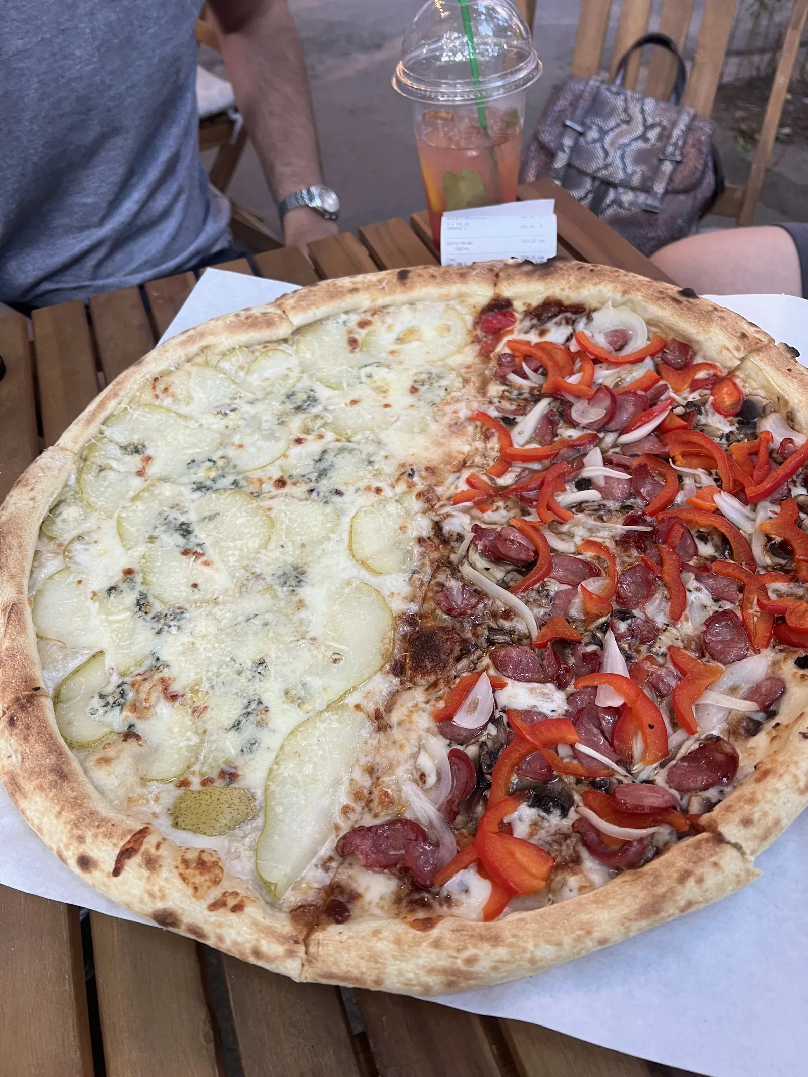 ART PIZZA image 15