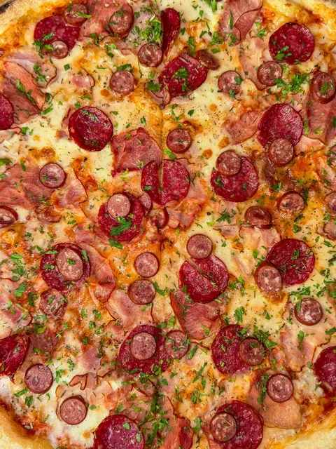 Pizza House image 3