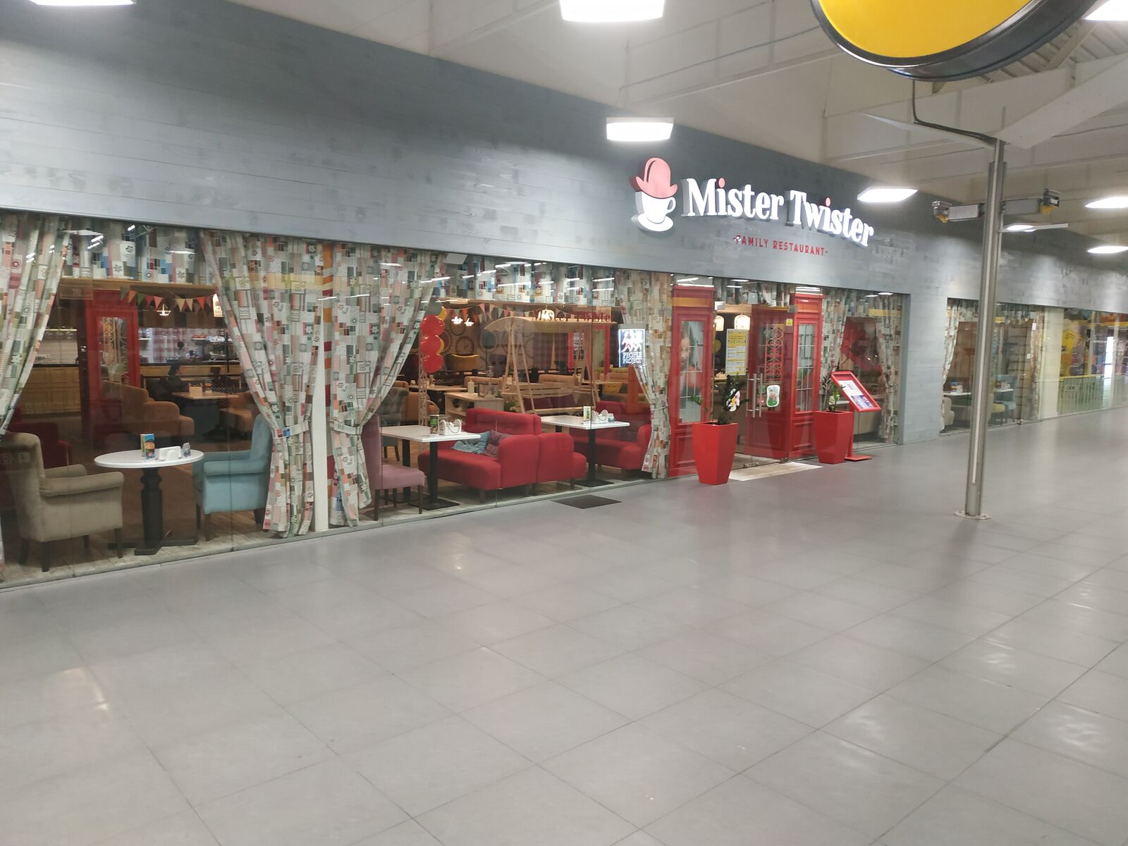 Mister Twister image 14