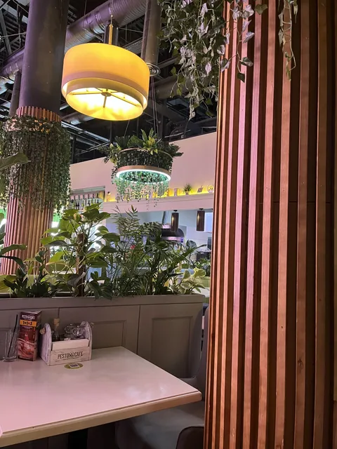Pesto Cafe image 15