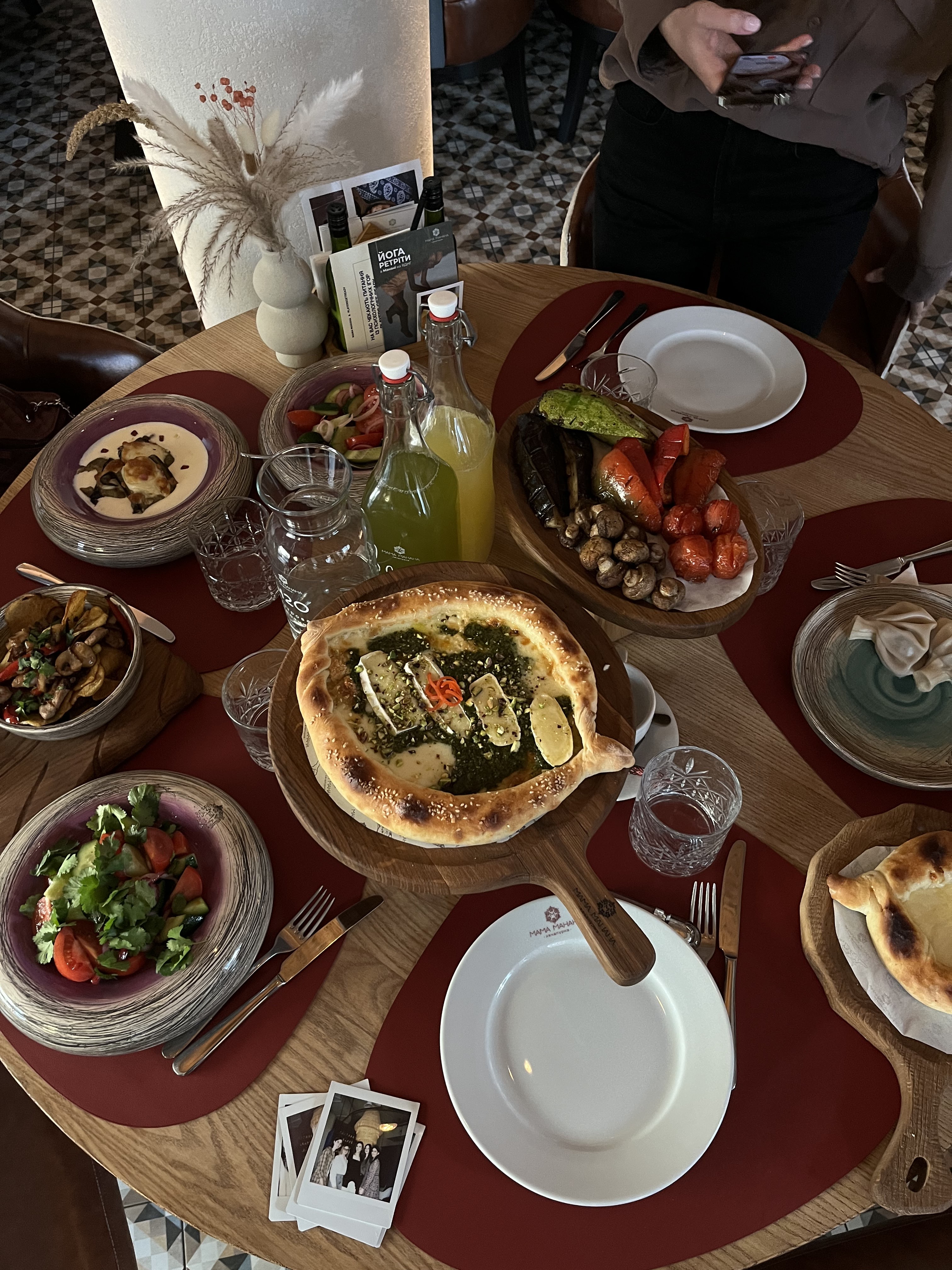 Mama Manana Respublika image 16