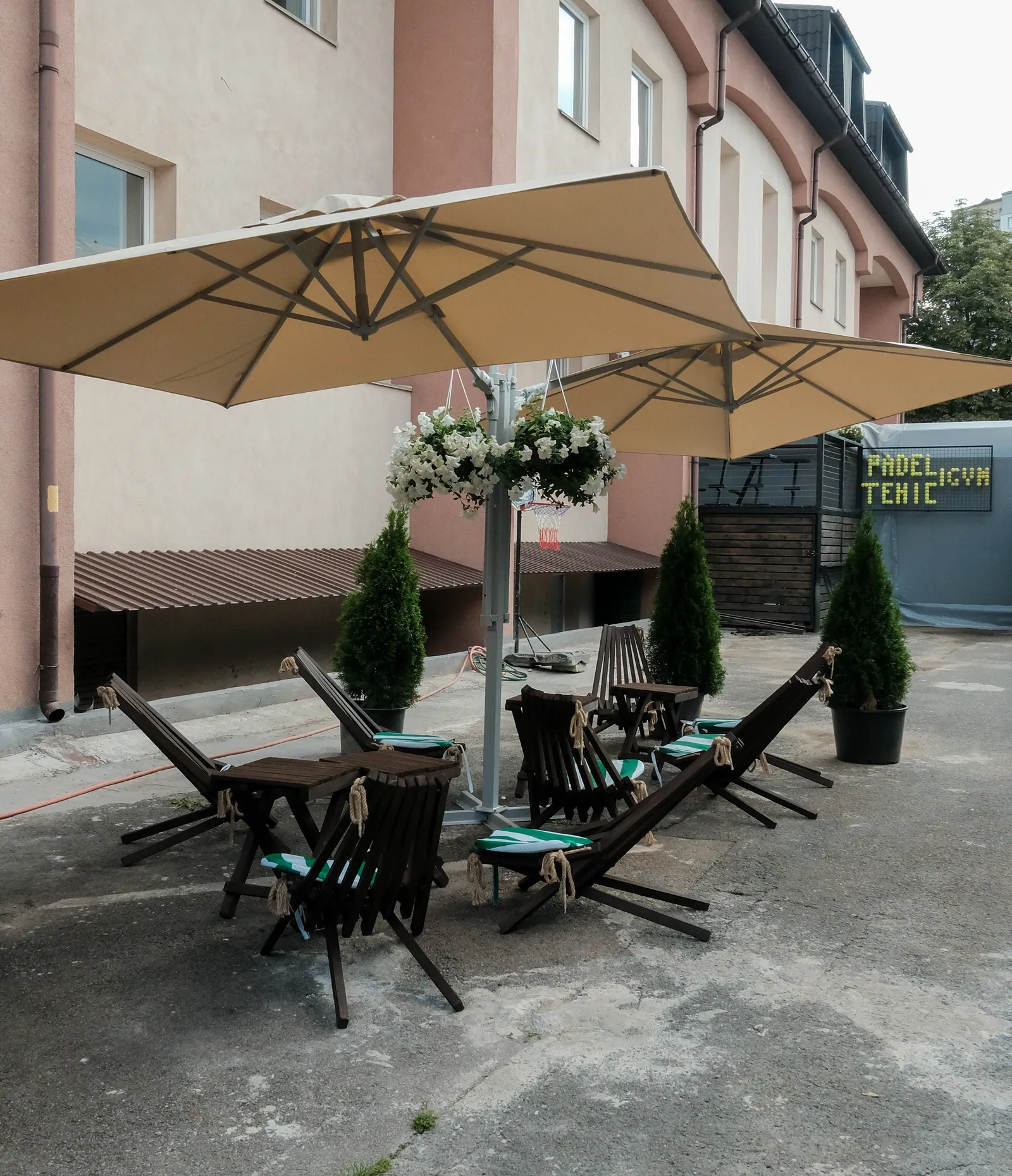 У Чікапао image 13
