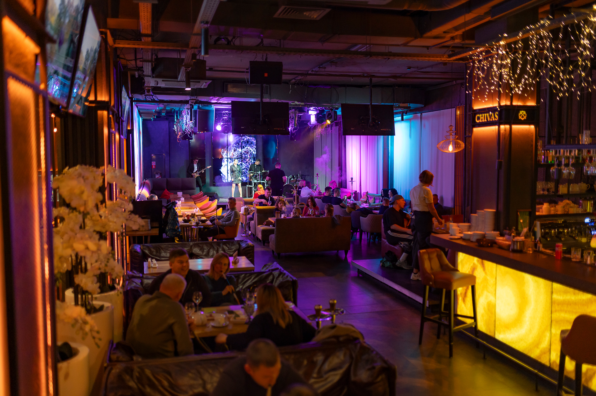 SHEFF Restaurant Karaoke Bar image 17