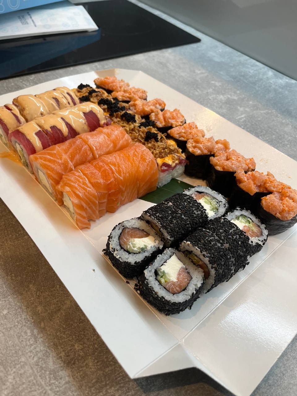 Sushi Icons, вул. Михайла Максимовича, 24а image 13