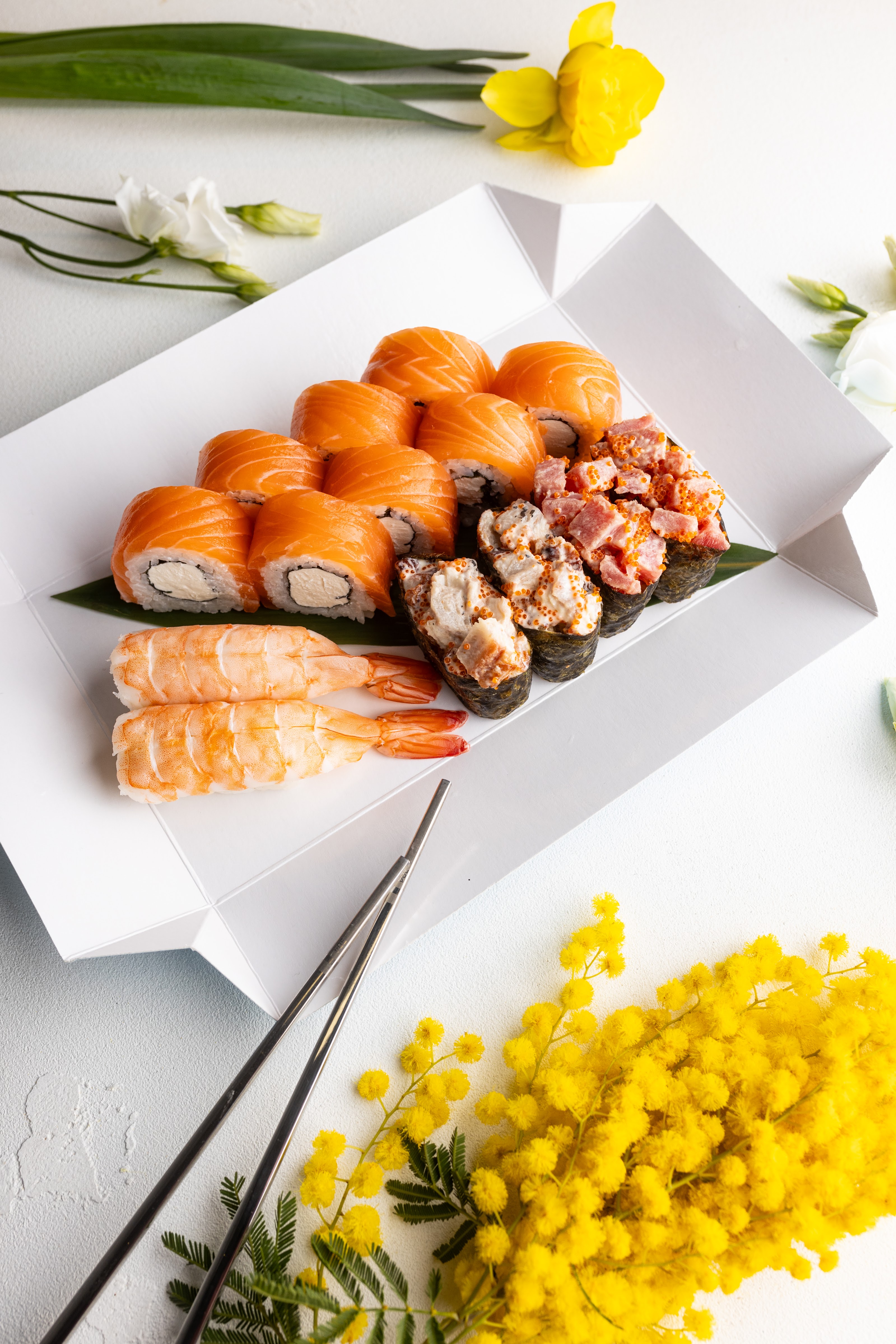 Sushi Icons, вул. Михайла Максимовича, 24а image 16