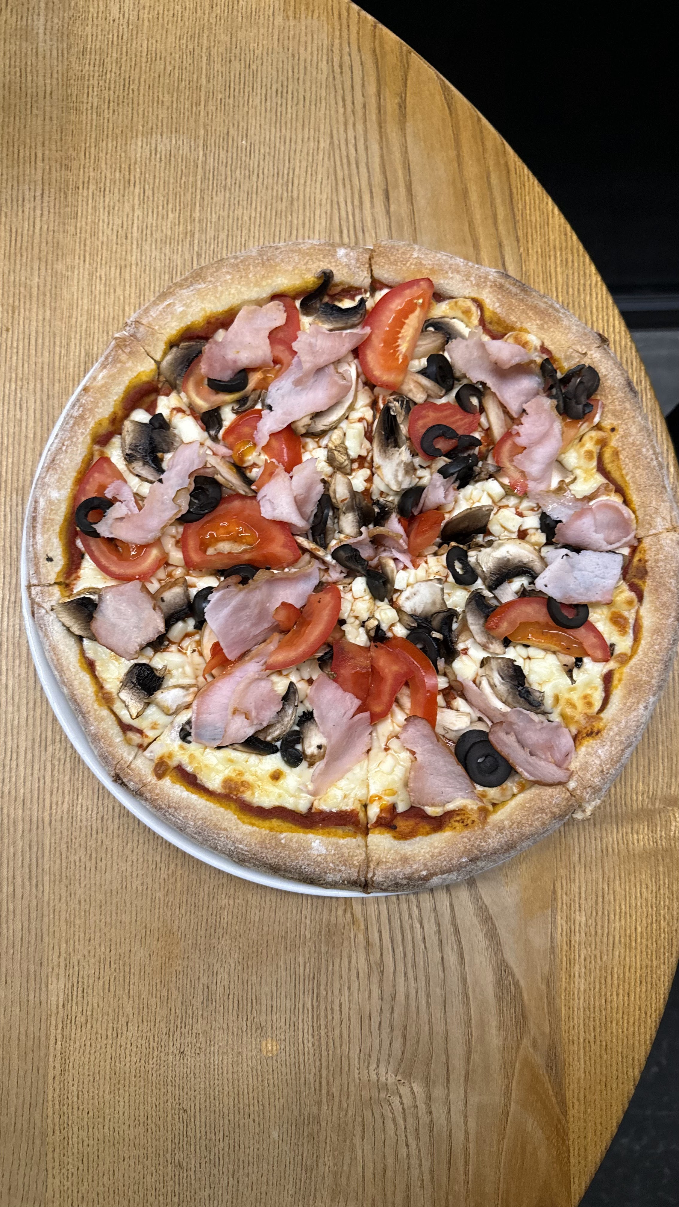 giRaffe cafe жк parkland image 17