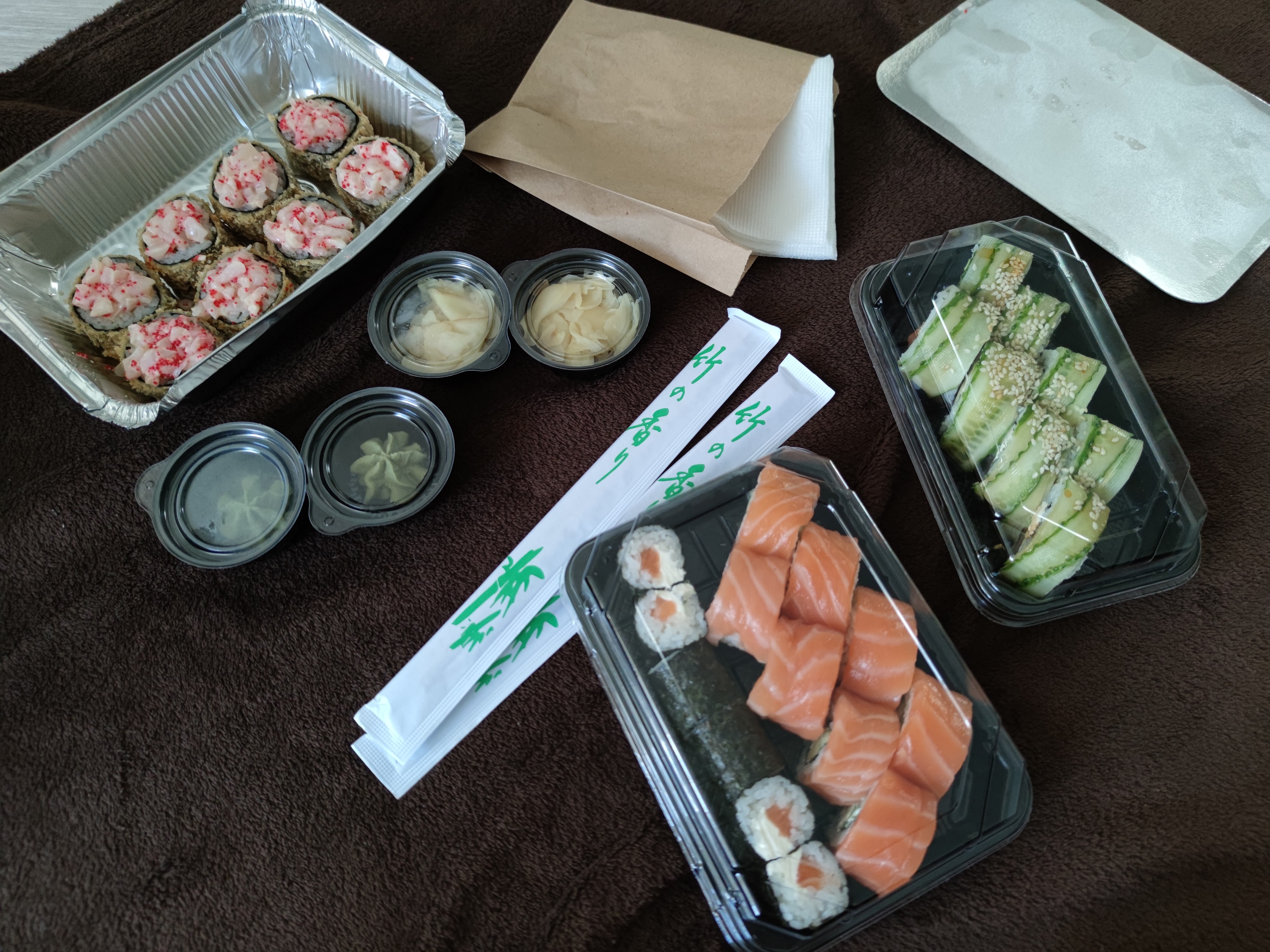 Let's Roll суши бар image 16