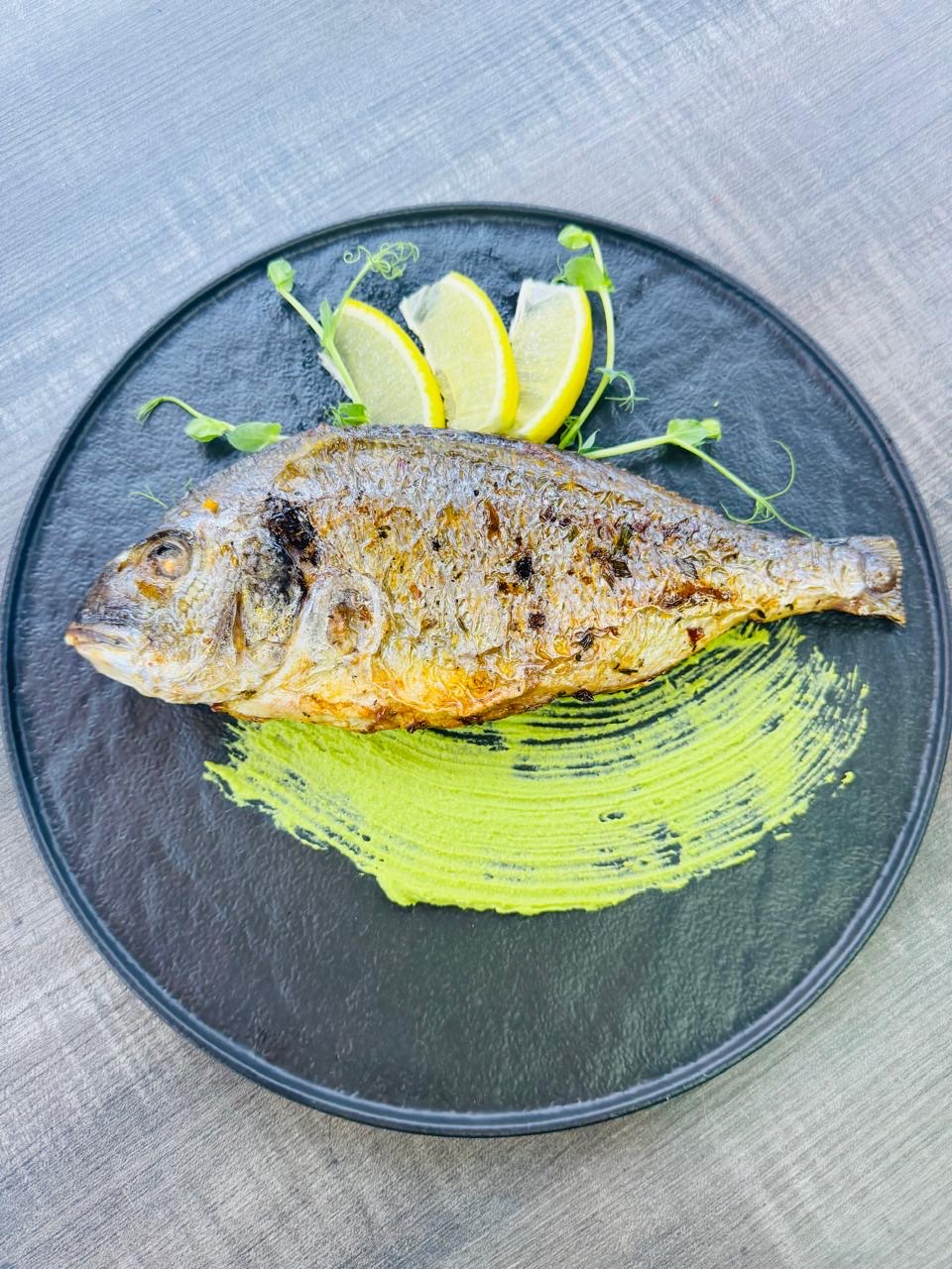 Lotus ресторан image 18